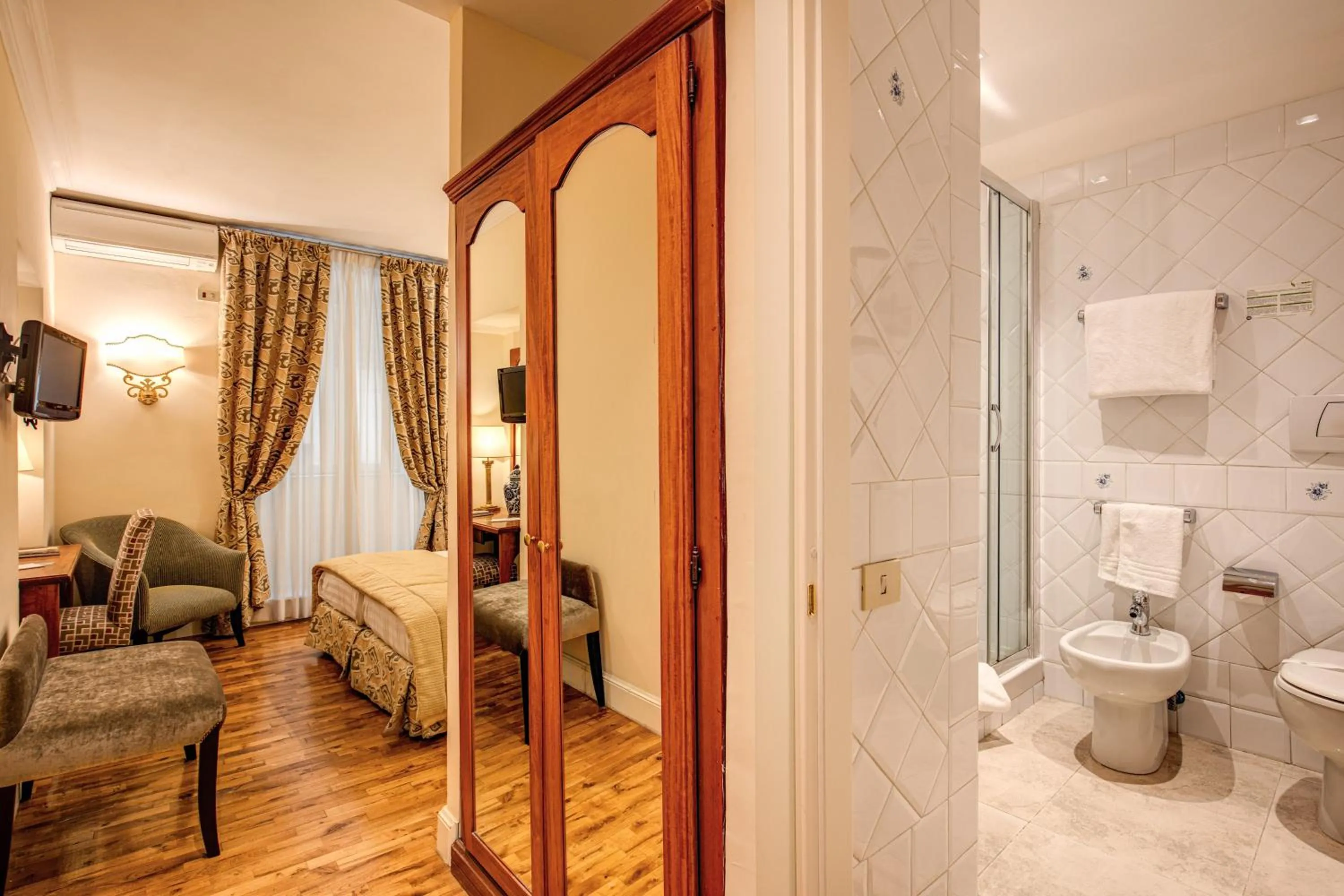 Bed in Hotel Cortina