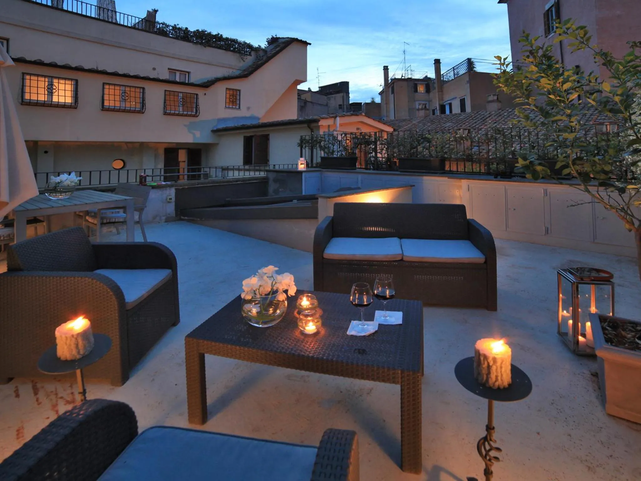 Patio in Nostromondo Ciancaleoni Palace