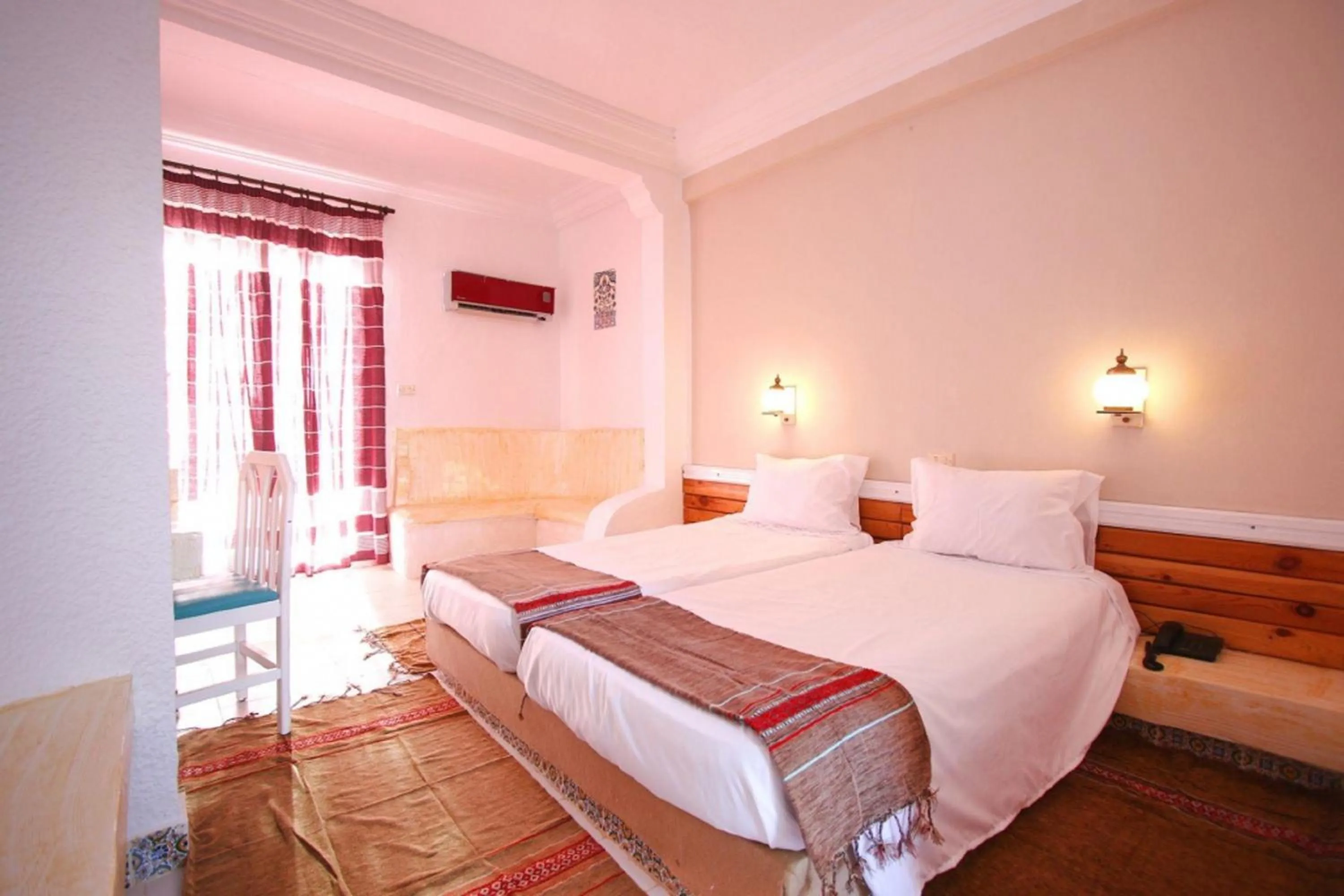 Bedroom, Bed in Hotel Best Beach- Family Only