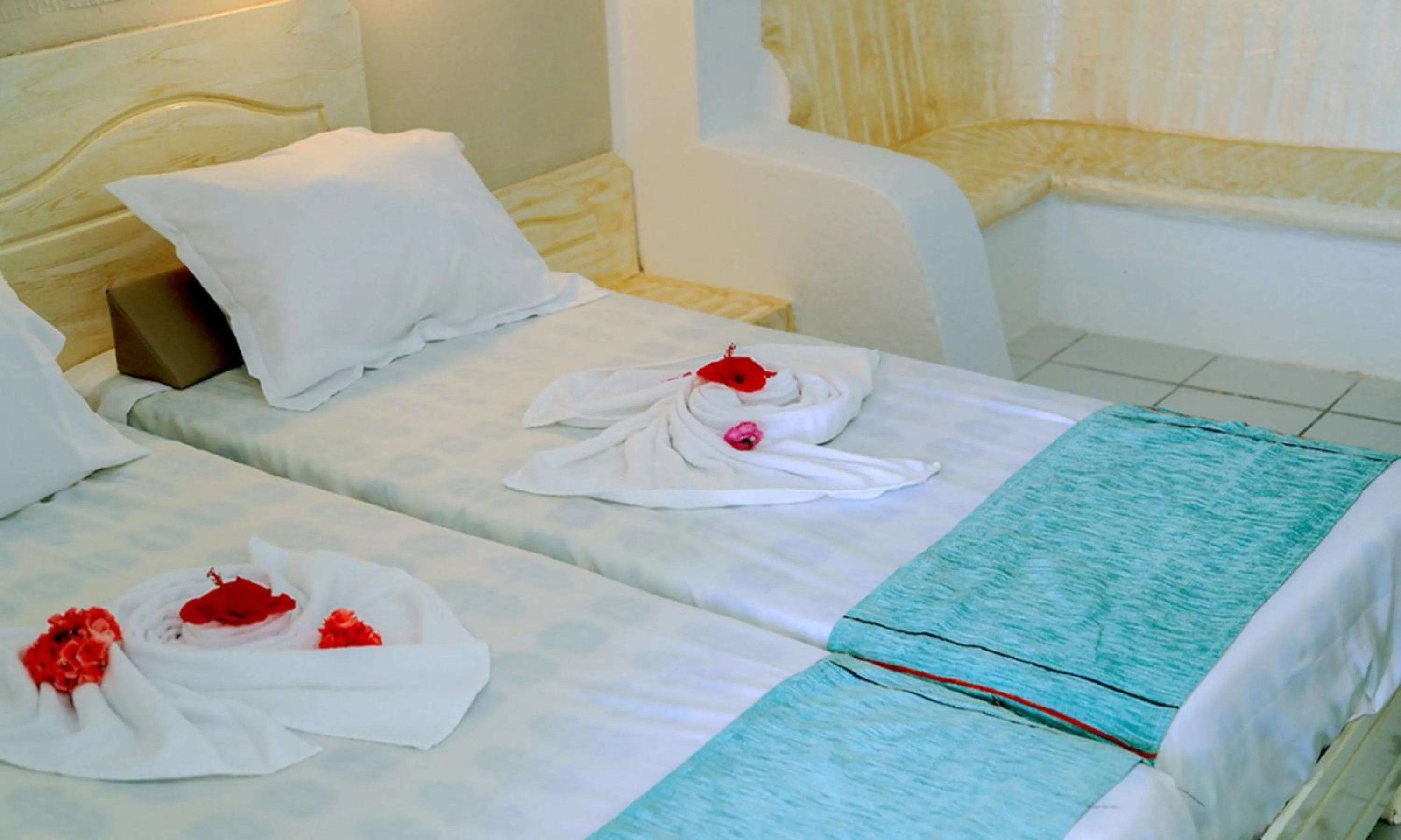 Bed in Hotel Best Beach- Family Only