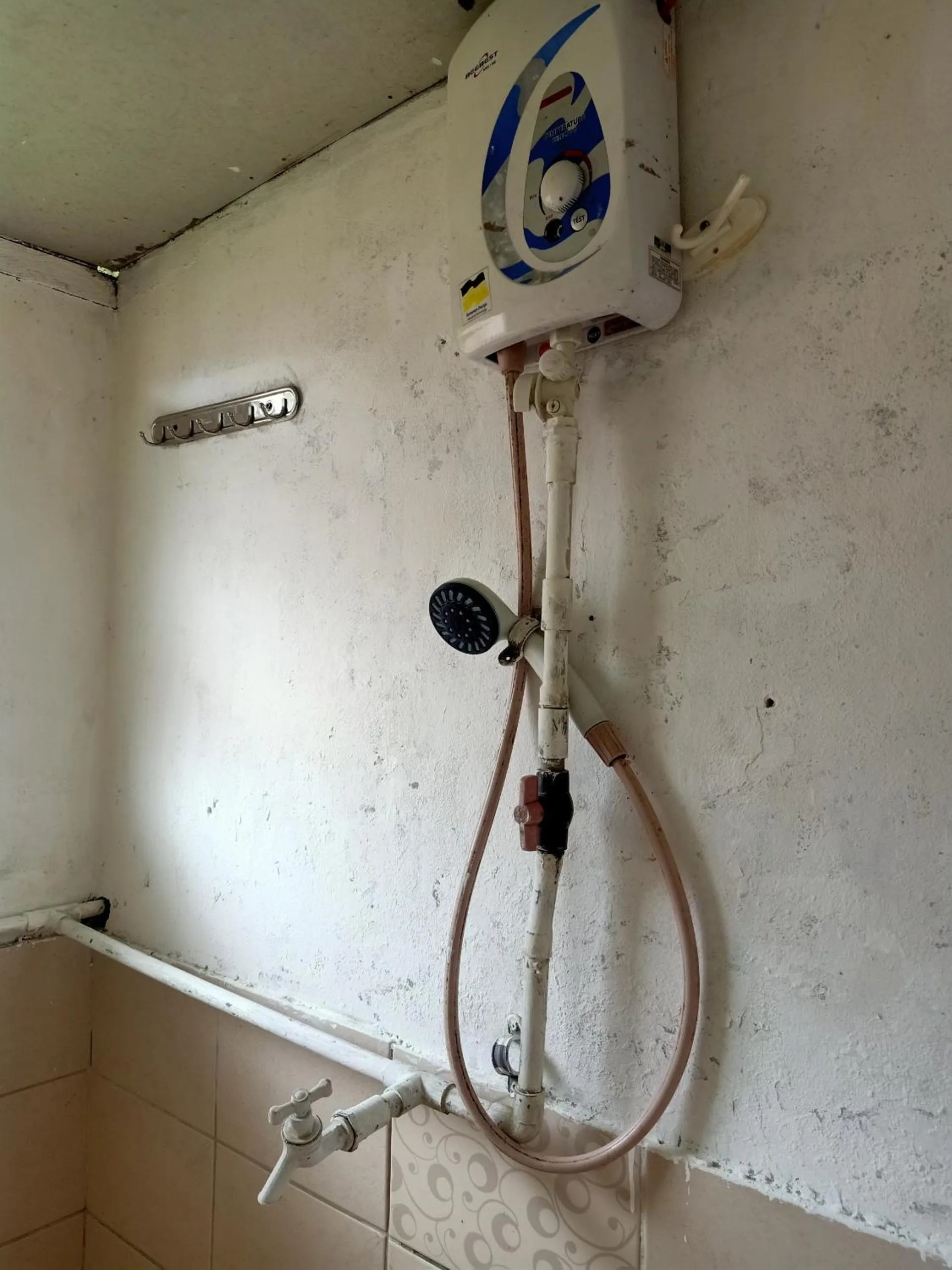 Bathroom in Hotel O Mountain Resthouse