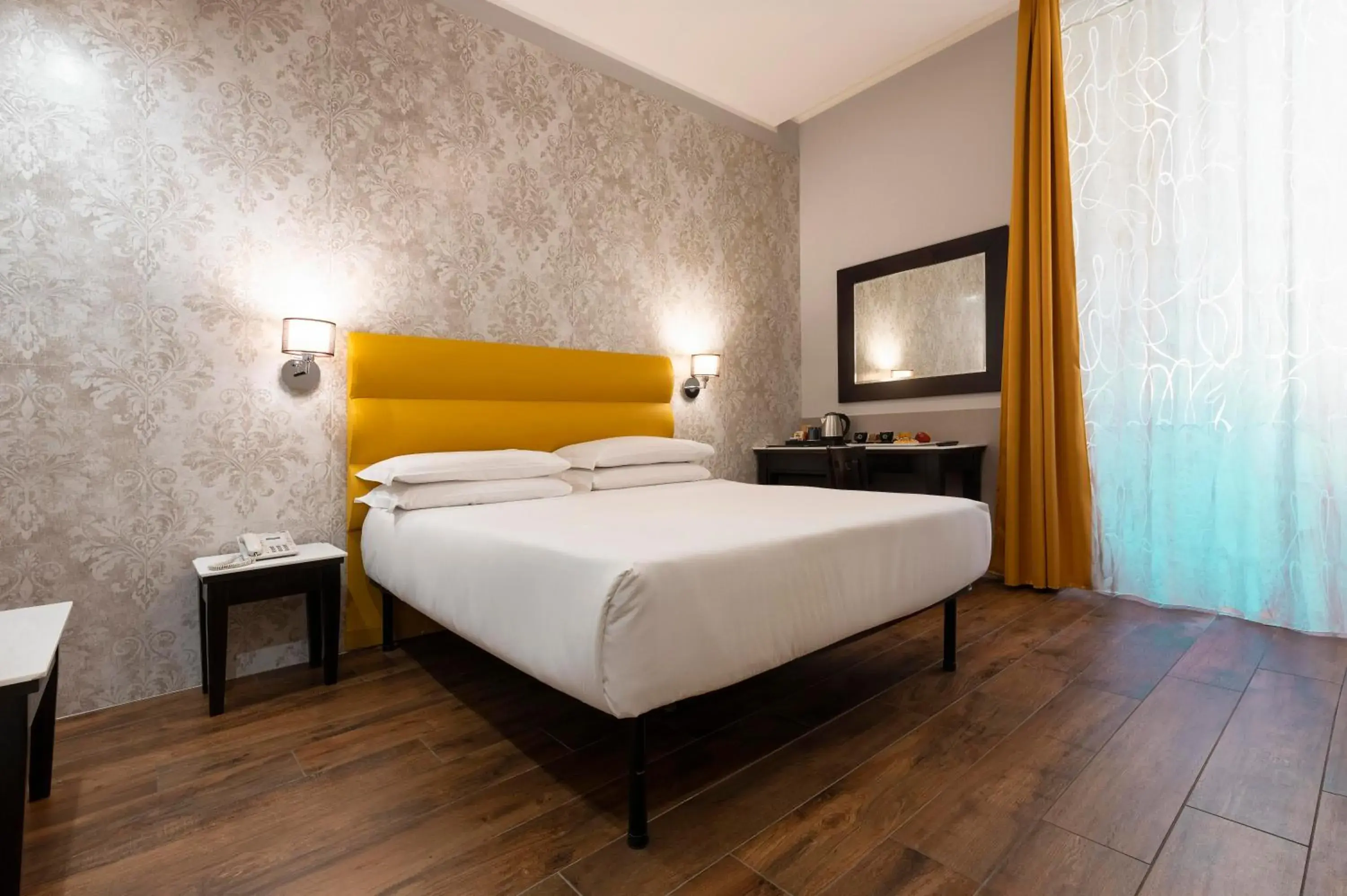 Superior Double or Twin Room in Hotel Virgilio Superior Double or Twin Room in Hotel Virgilio