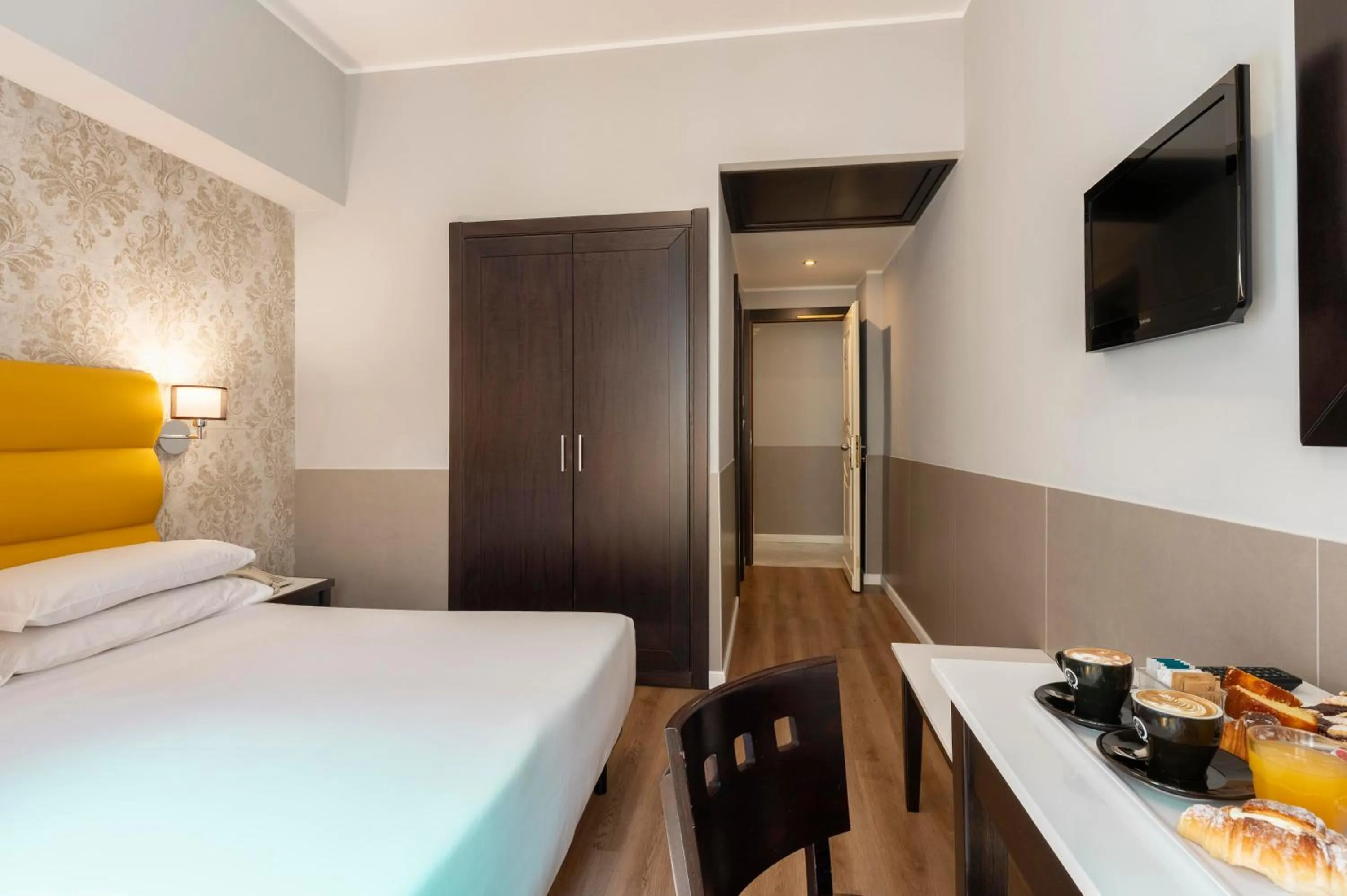 Bed in Hotel Virgilio