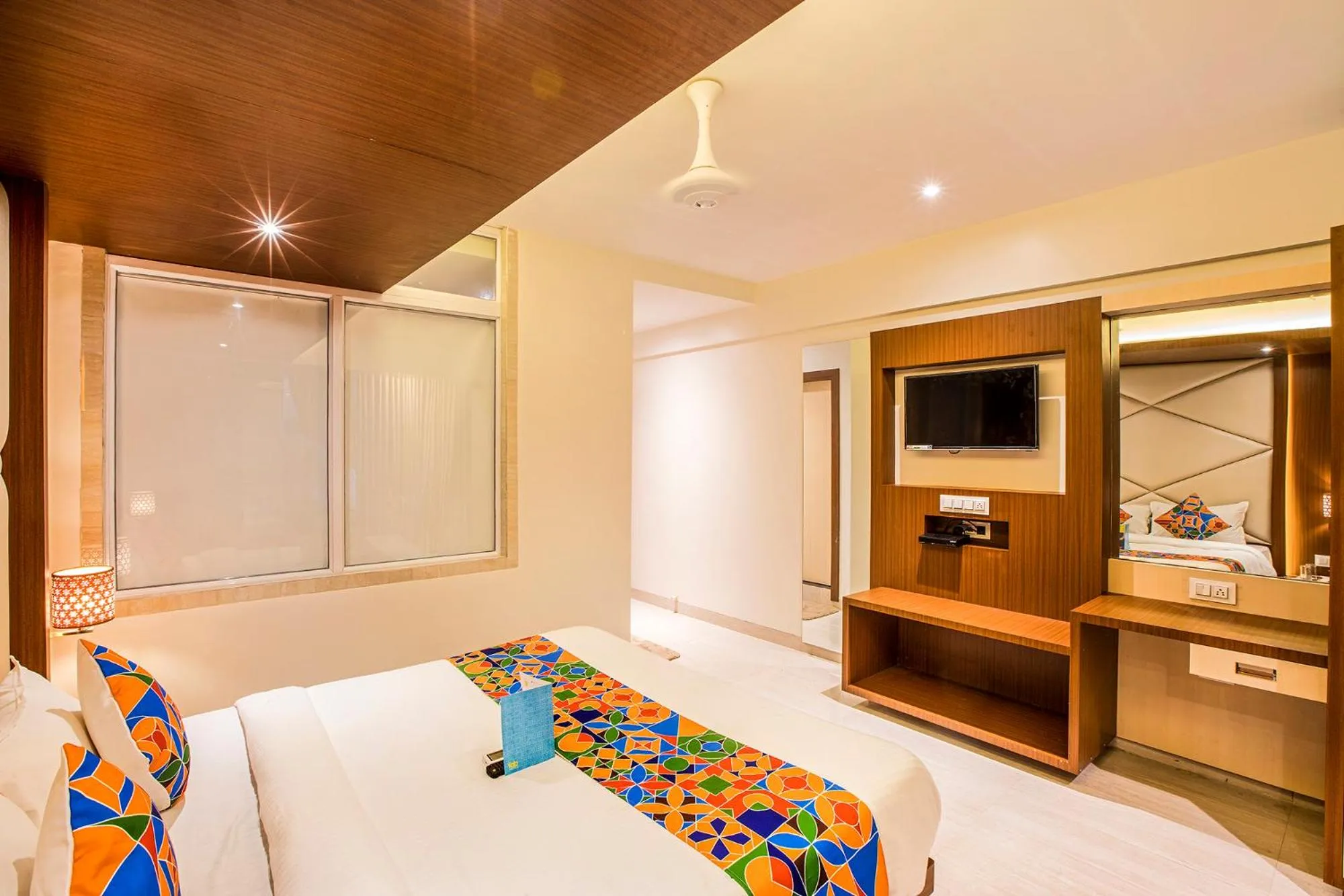 TV and multimedia, Bed in FabHotel Spring inn - Nr Borivali Station