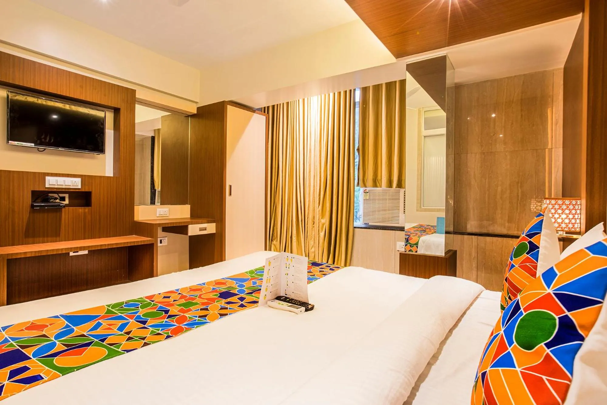 Bed in FabHotel Spring inn - Nr Borivali Station