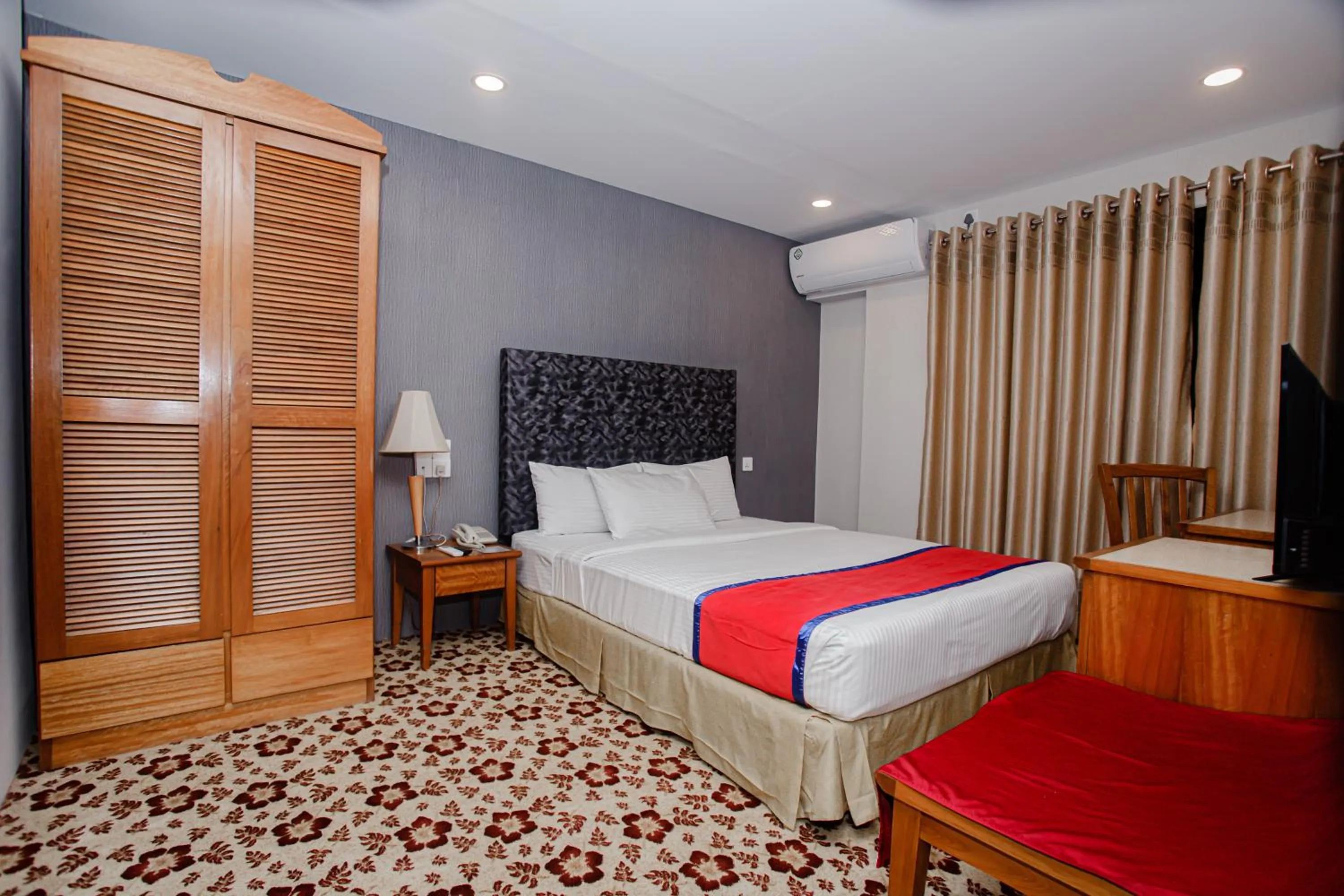 Bedroom, Bed in Hotel The Enchanted Residence