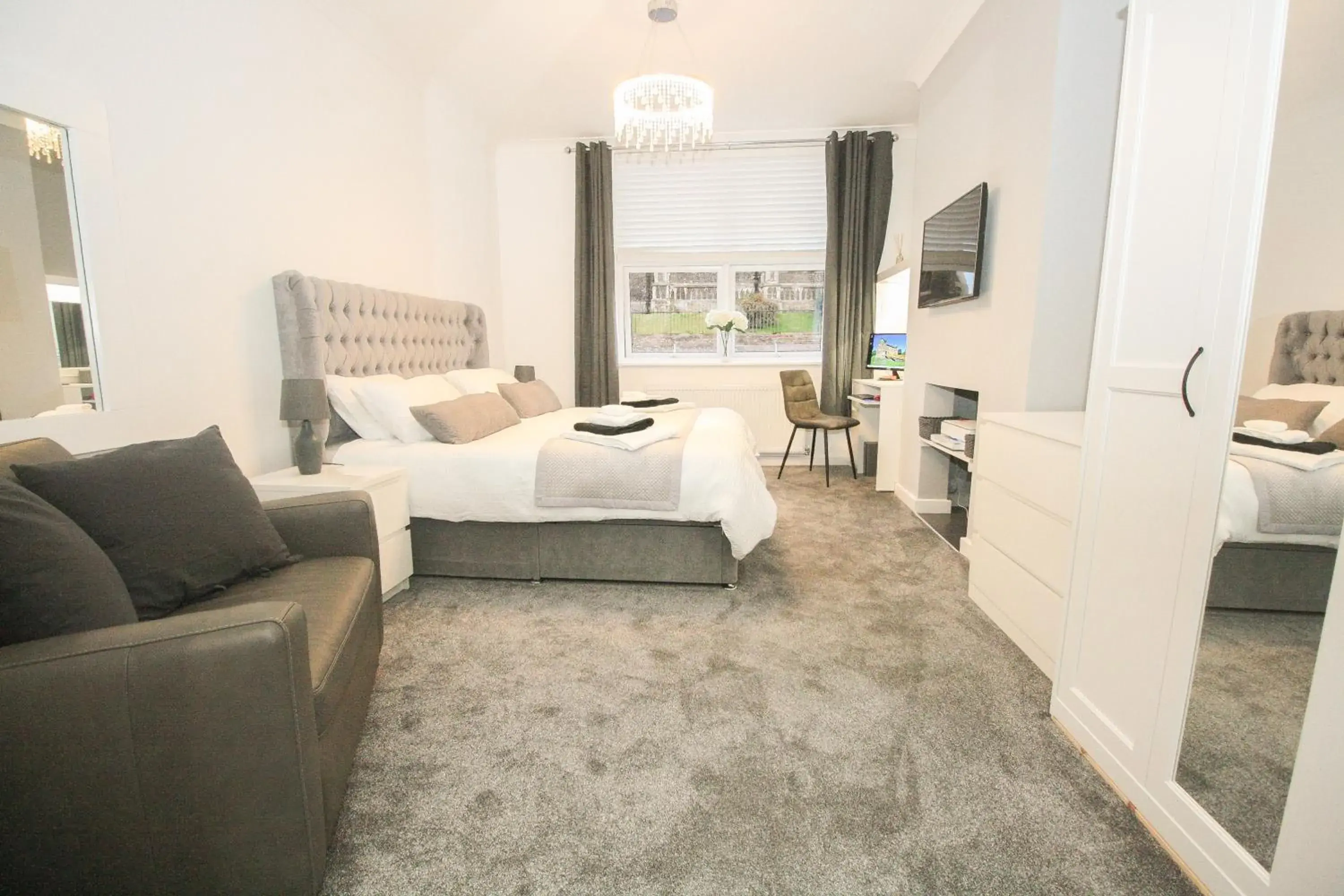 Roman Quarter Roman Quarter