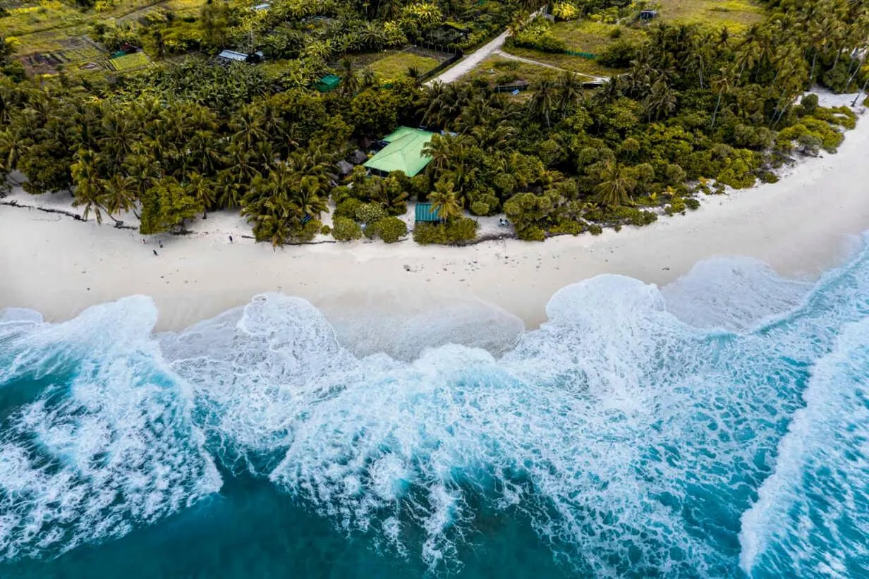 Natural landscape in Suffix Retreat - Stay, Dive & Explore Fuvahmulah