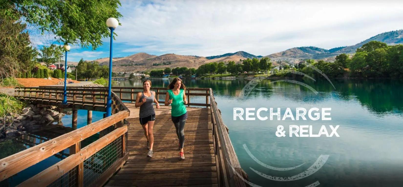 Grandview Lake Chelan- Waterfront View, Pool, Hot tub, Golf, 1 Min To Downtown