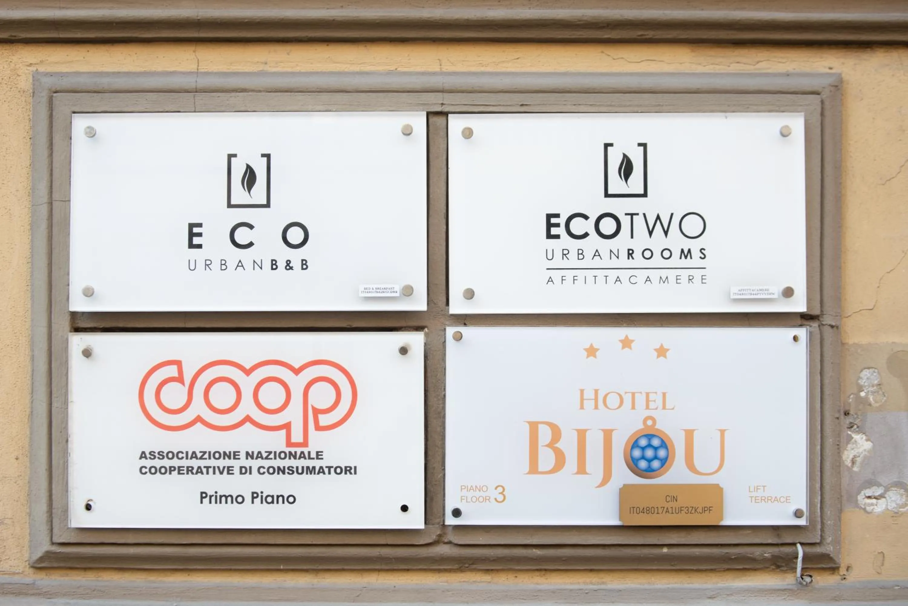 Property building in Hotel Bijou Roof Terrace