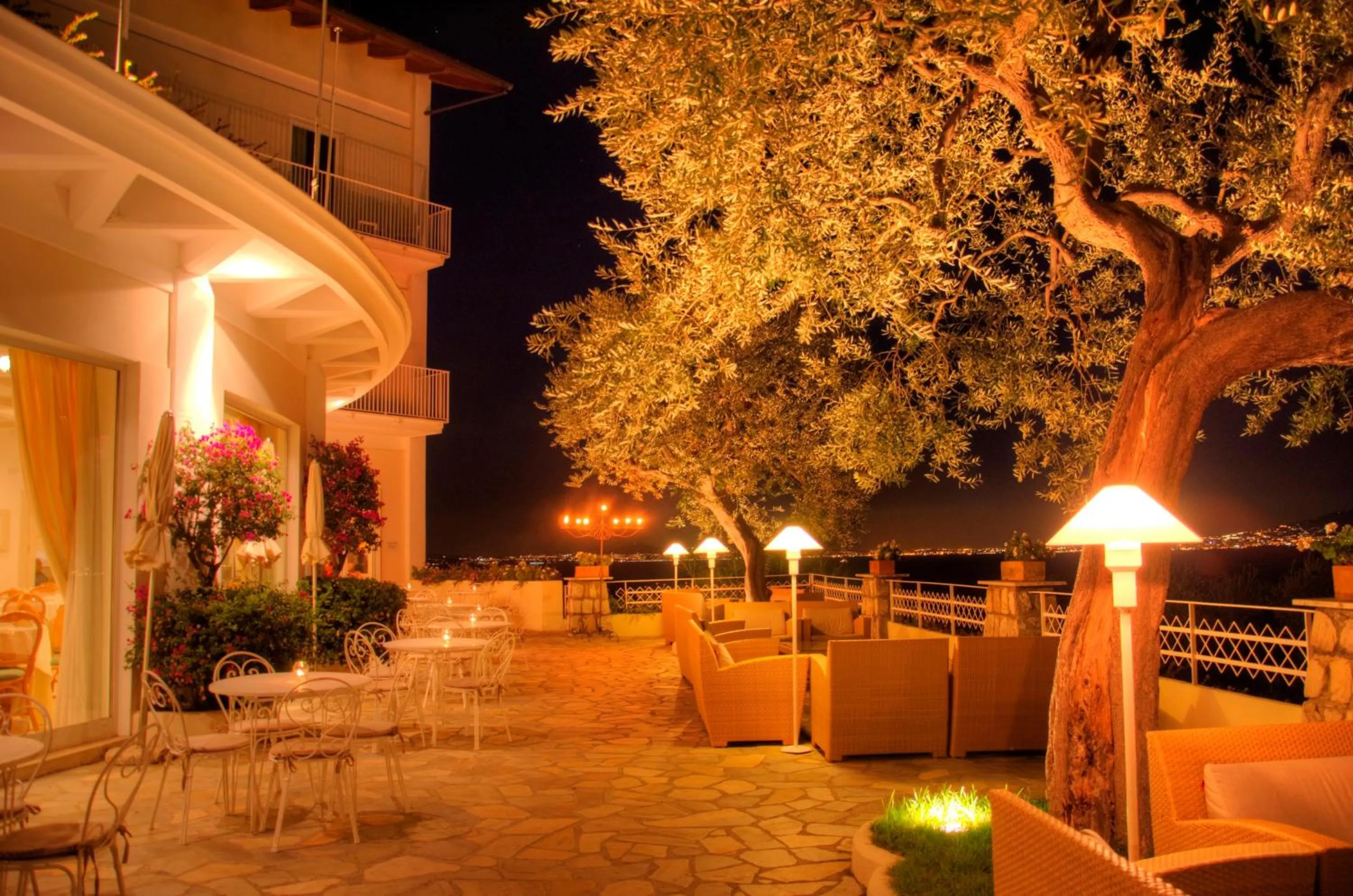 Patio in Grand Hotel Aminta