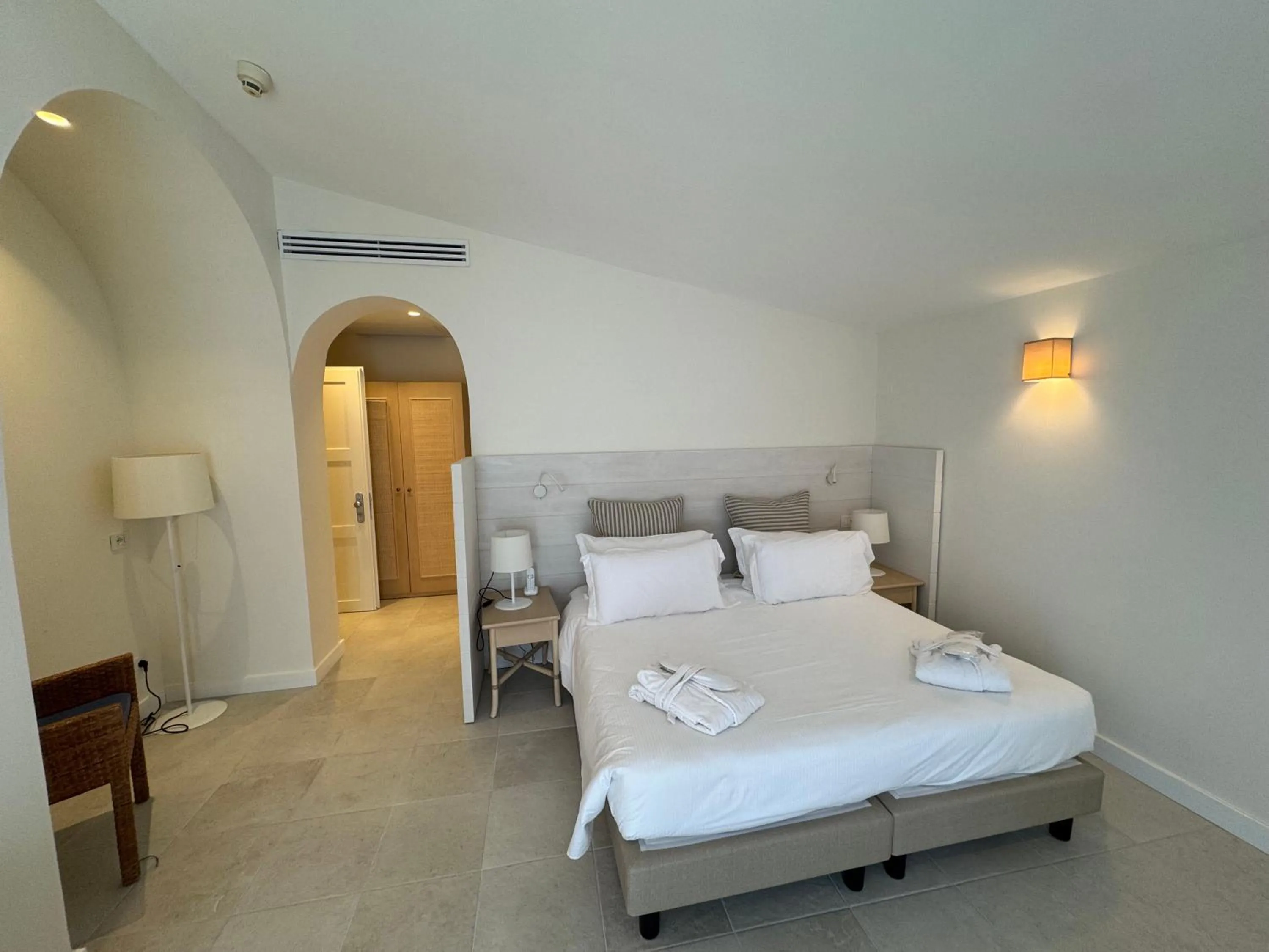 Bedroom, Bed in Grand Hotel Aminta