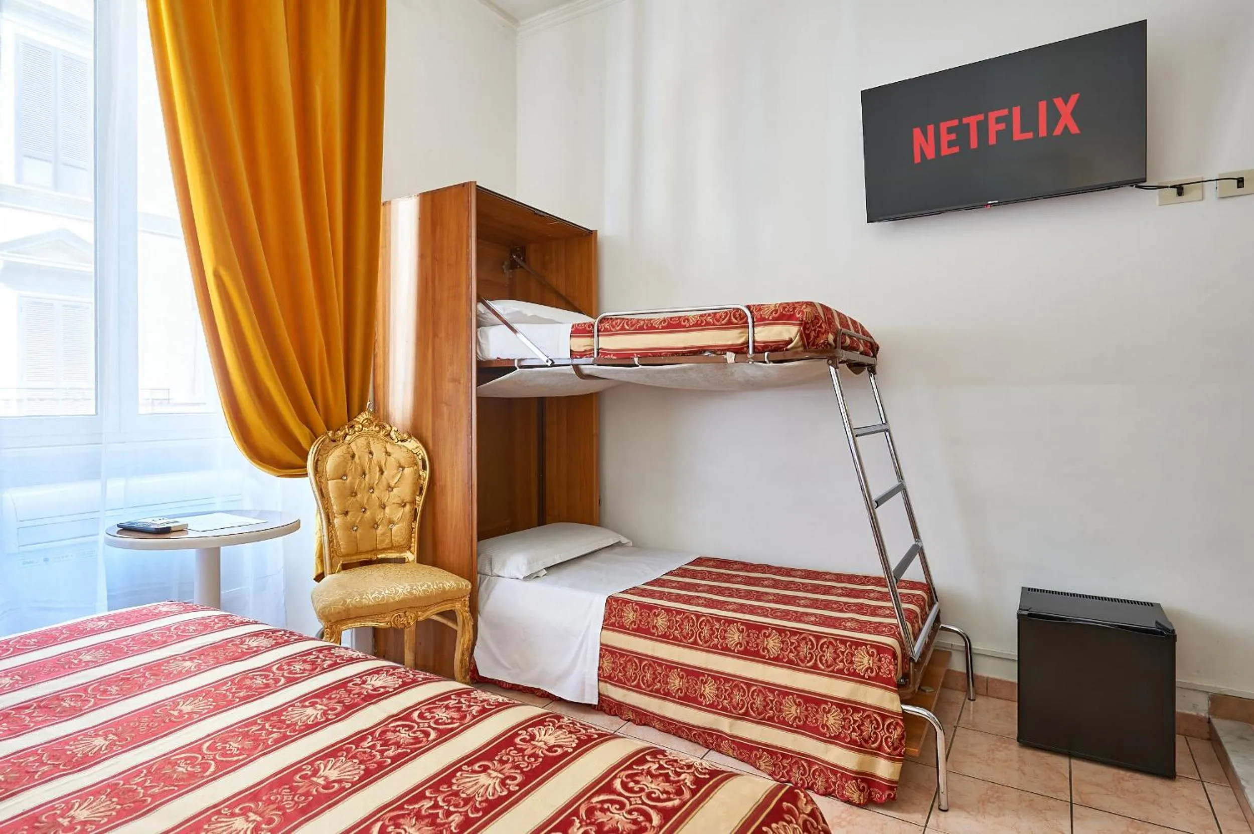 Bed in Hotel Virginia