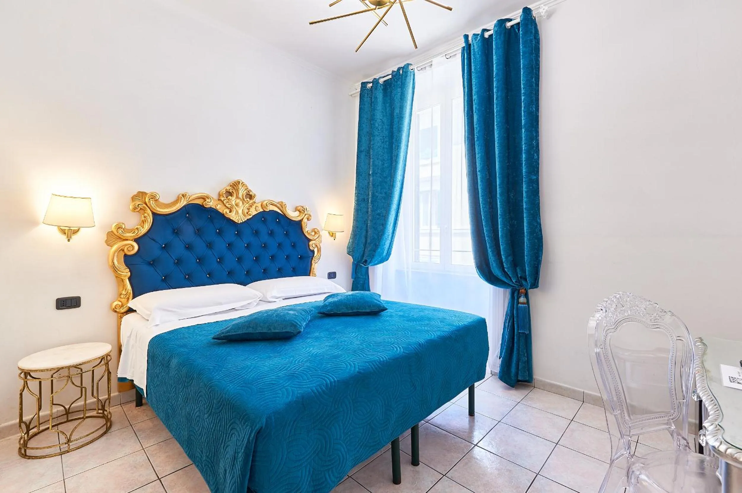 Bed in Hotel Virginia