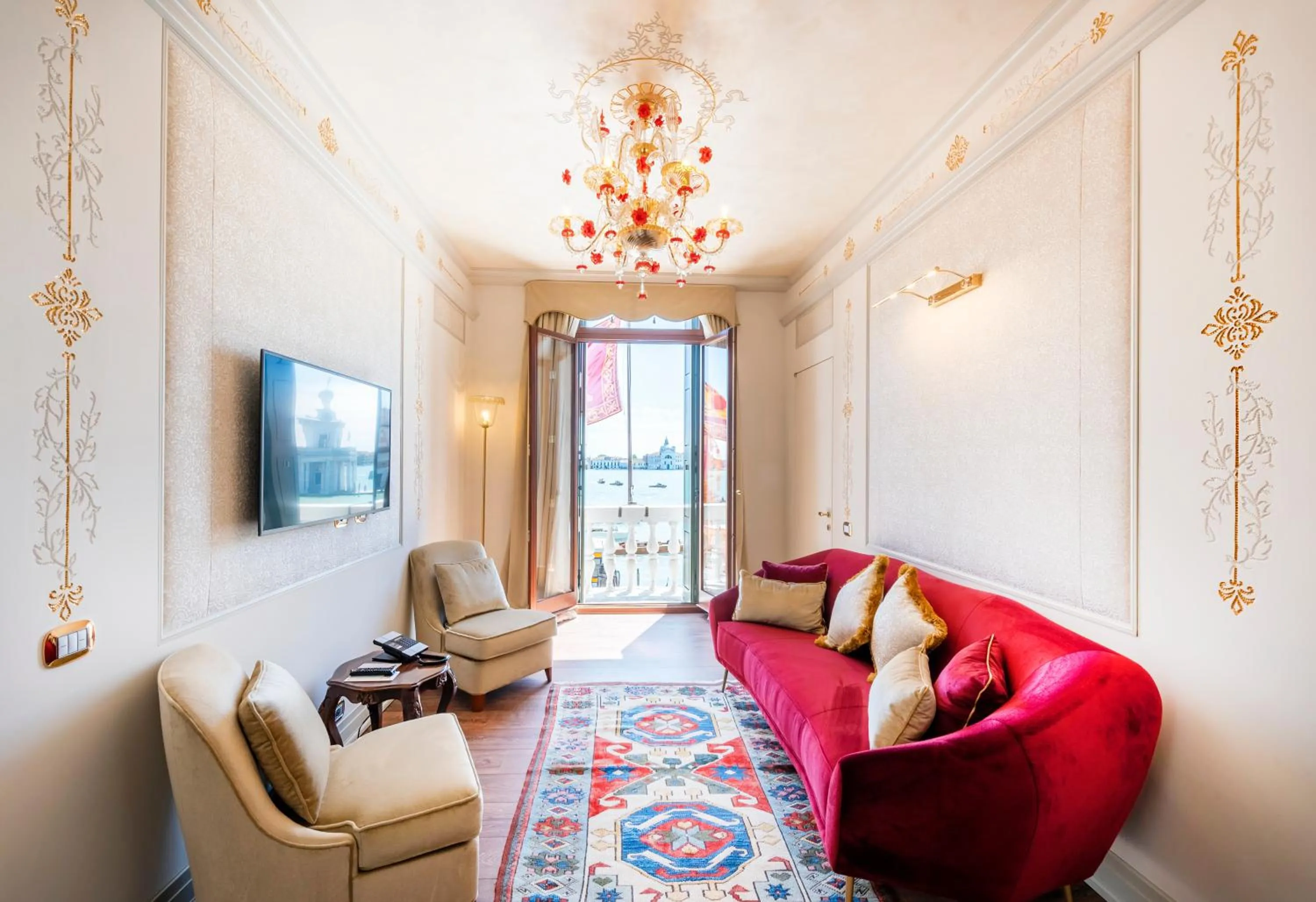 Living room in Monaco & Grand Canal