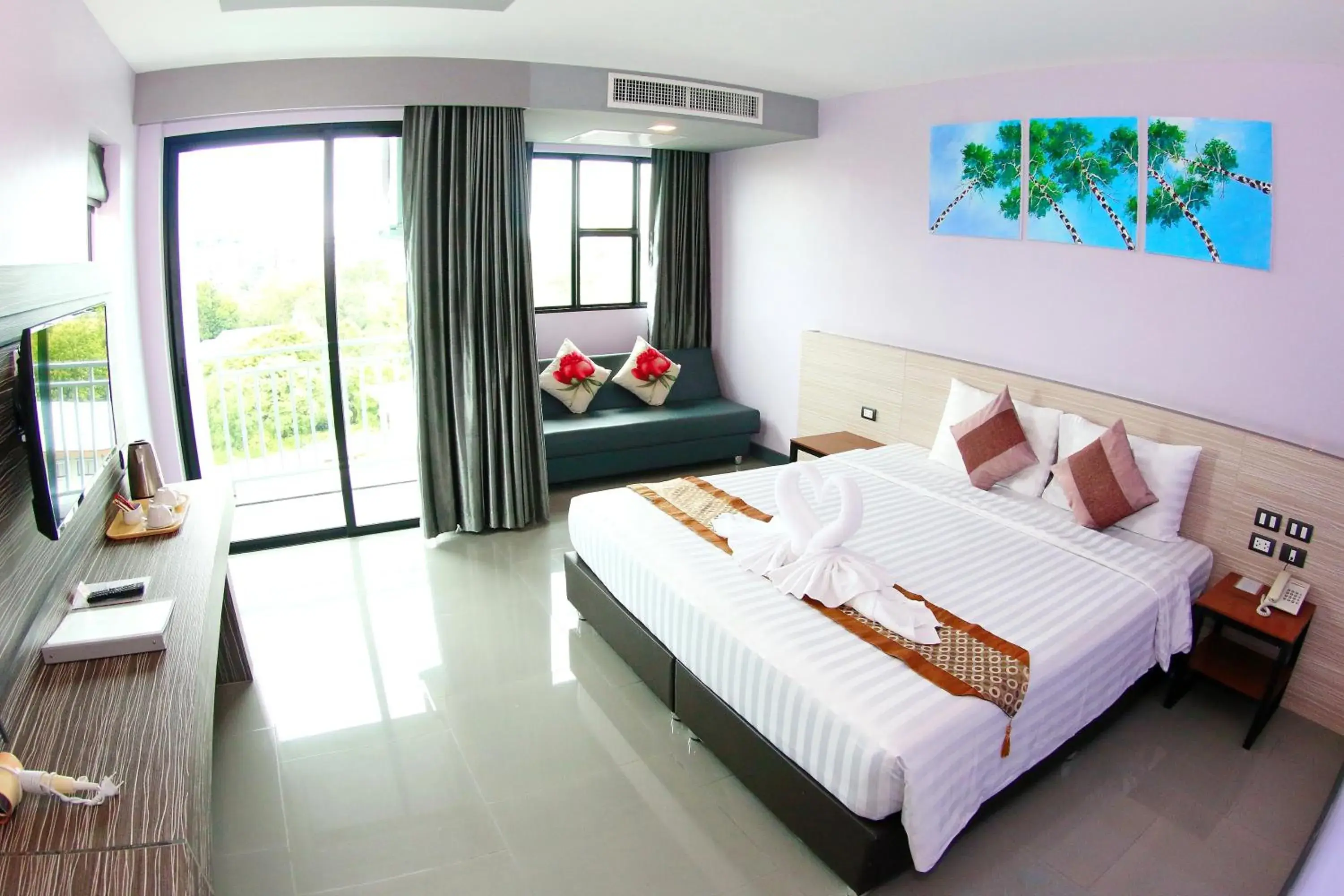 Standard King Room - single occupancy in Arthitaya Green Nature Hotel & Lakkhana Poolside Resort Standard King Room - single occupancy in Arthitaya Green Nature Hotel & Lakkhana Poolside Resort