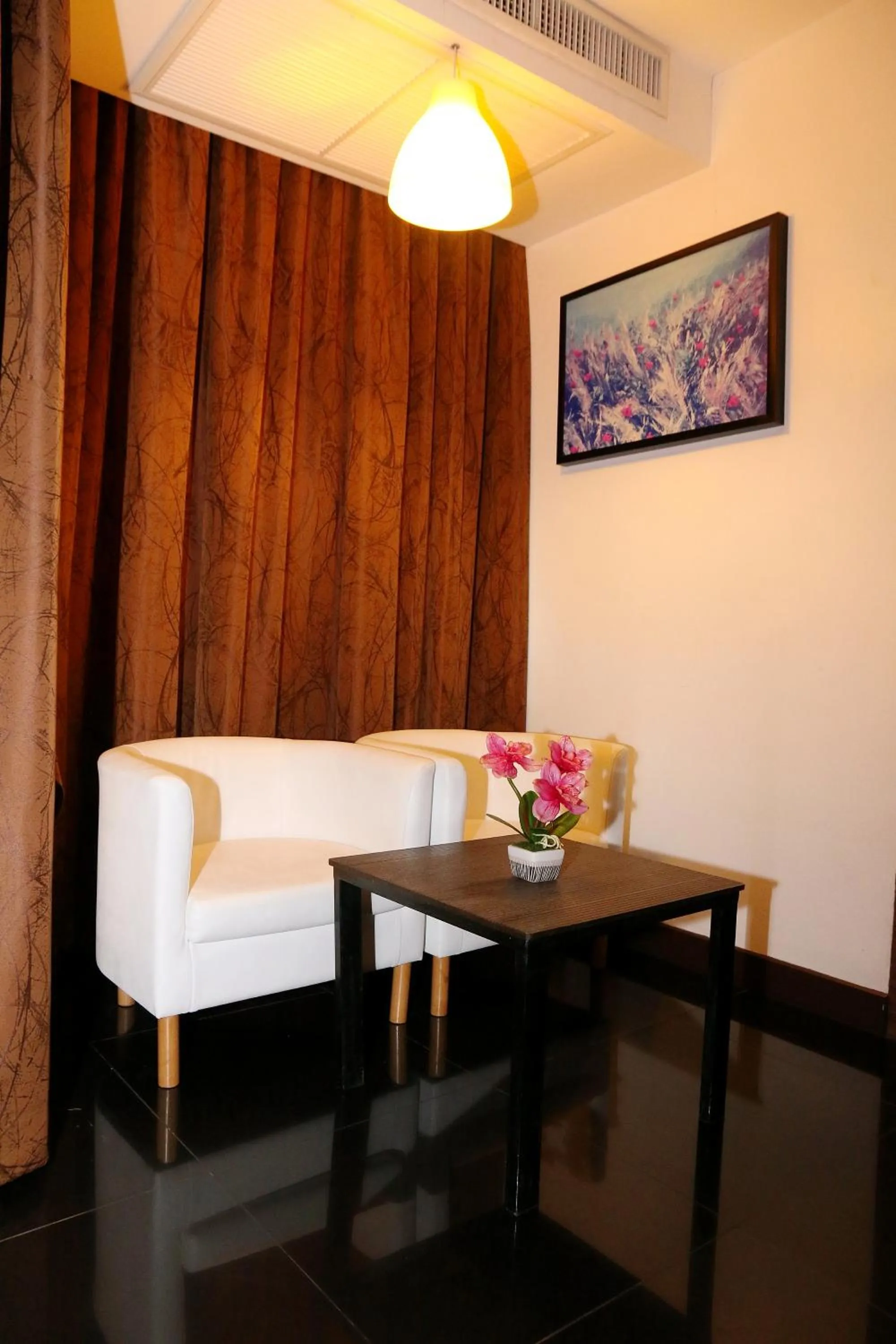 Living room in Arthitaya Green Nature Hotel & Lakkhana Poolside Resort