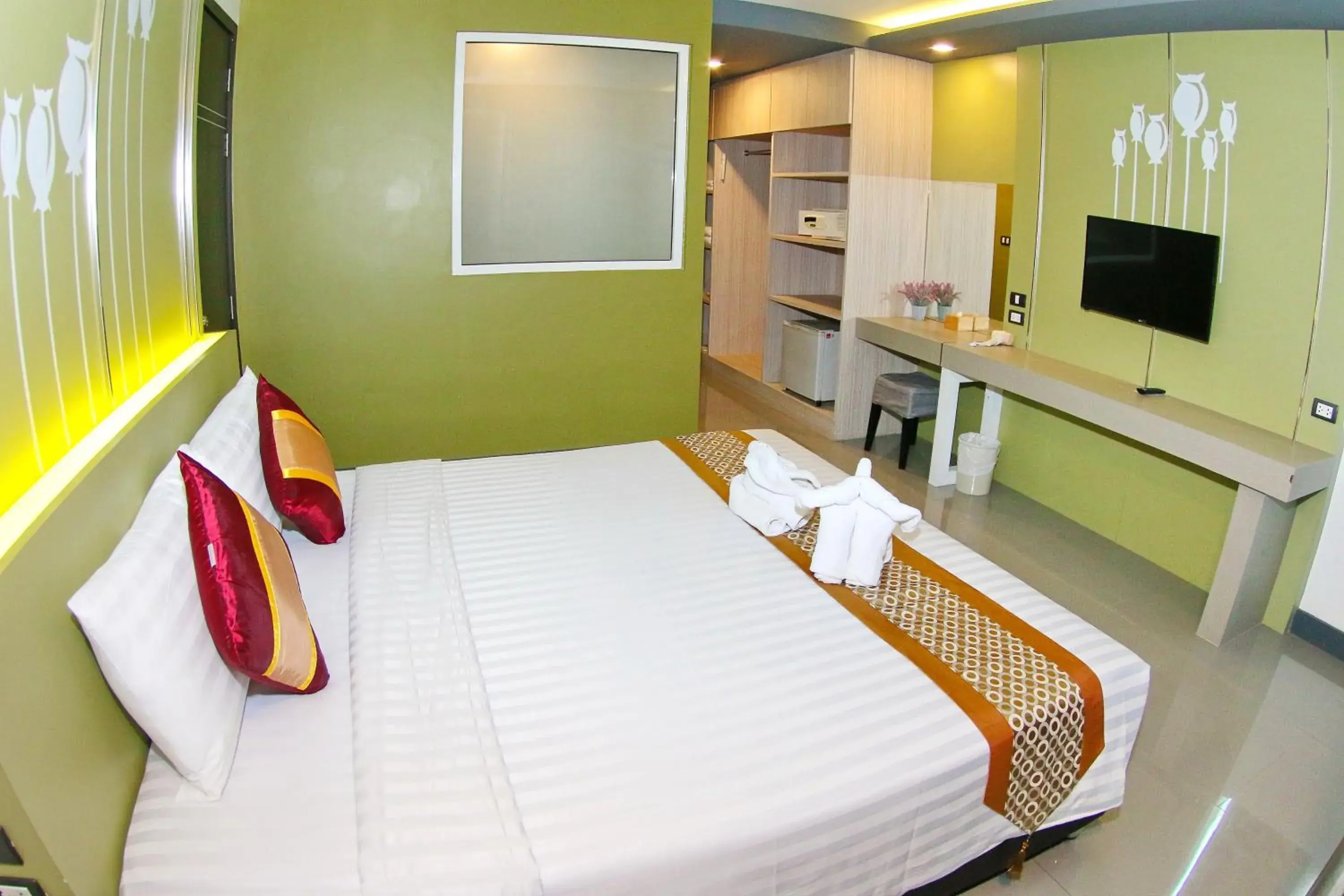 Suite - single occupancy in Arthitaya Green Nature Hotel & Lakkhana Poolside Resort Suite - single occupancy in Arthitaya Green Nature Hotel & Lakkhana Poolside Resort