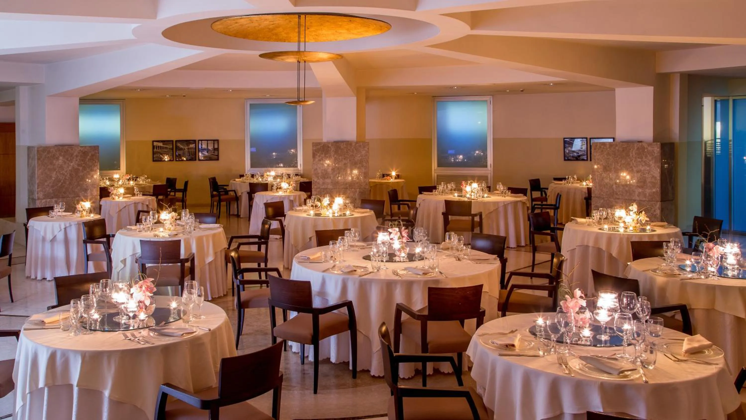 Restaurant/places to eat in Enea Hotel Aprilia