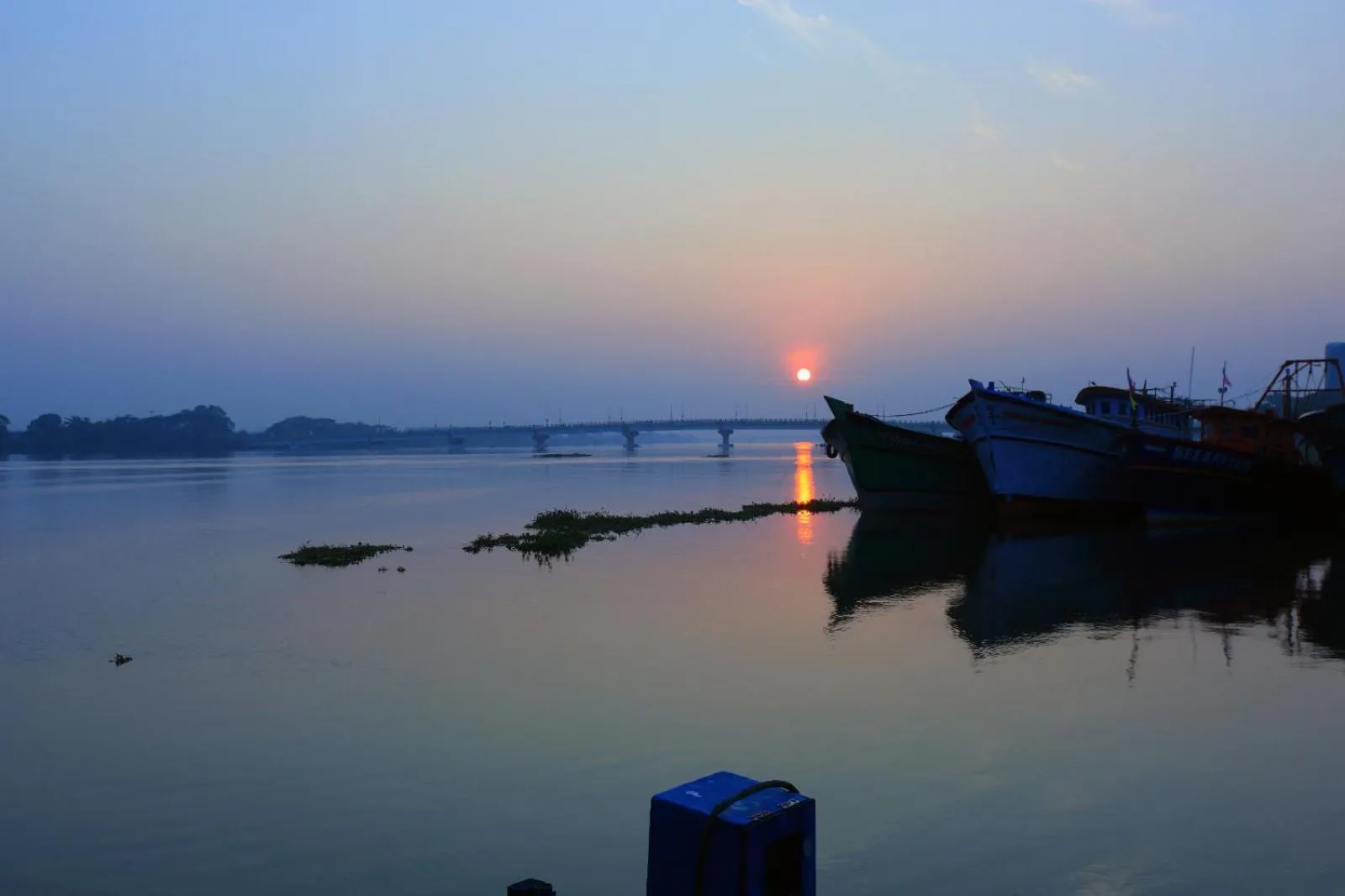 Restaurant/places to eat in RAAS Residency