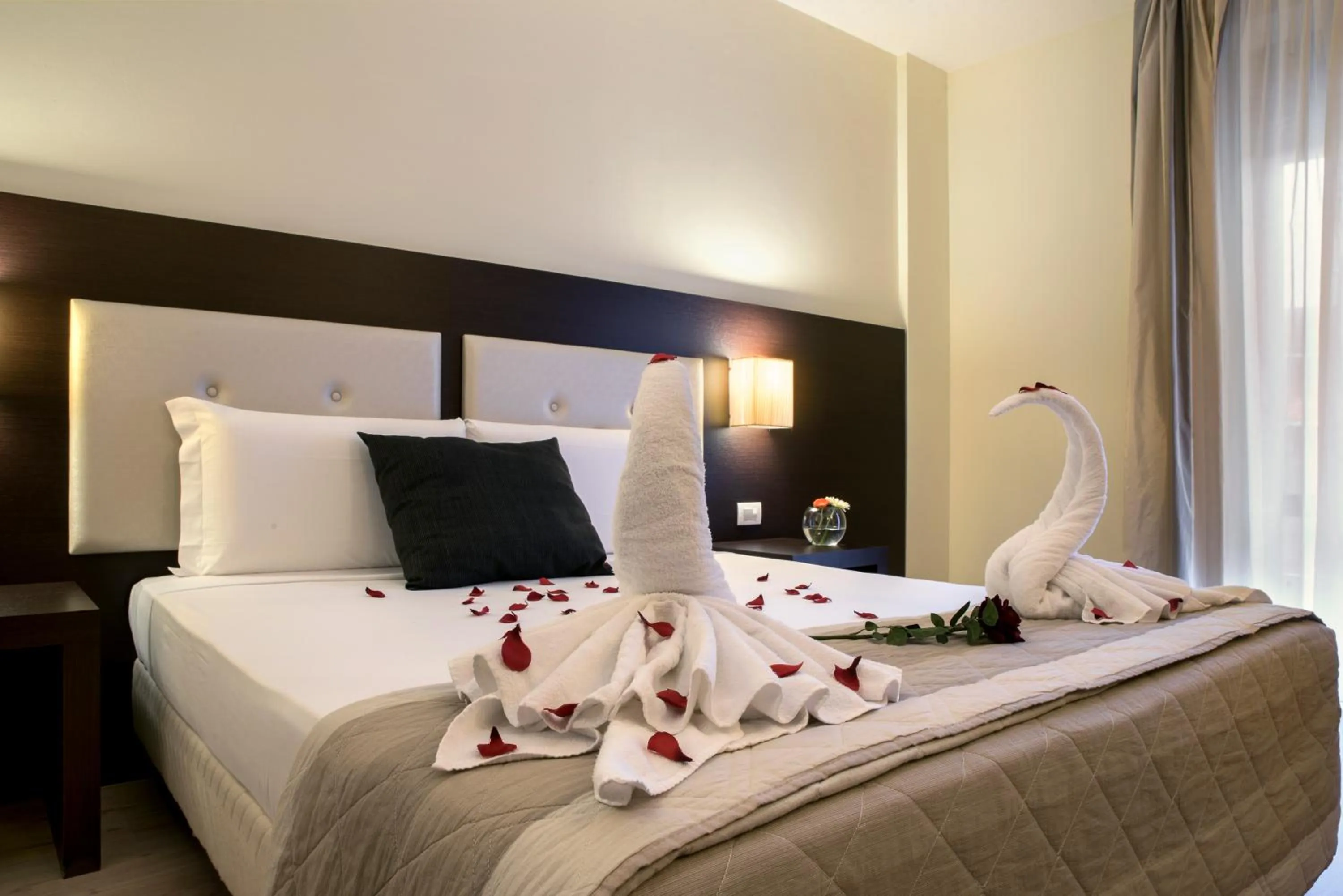 Bed in Hotel Executive