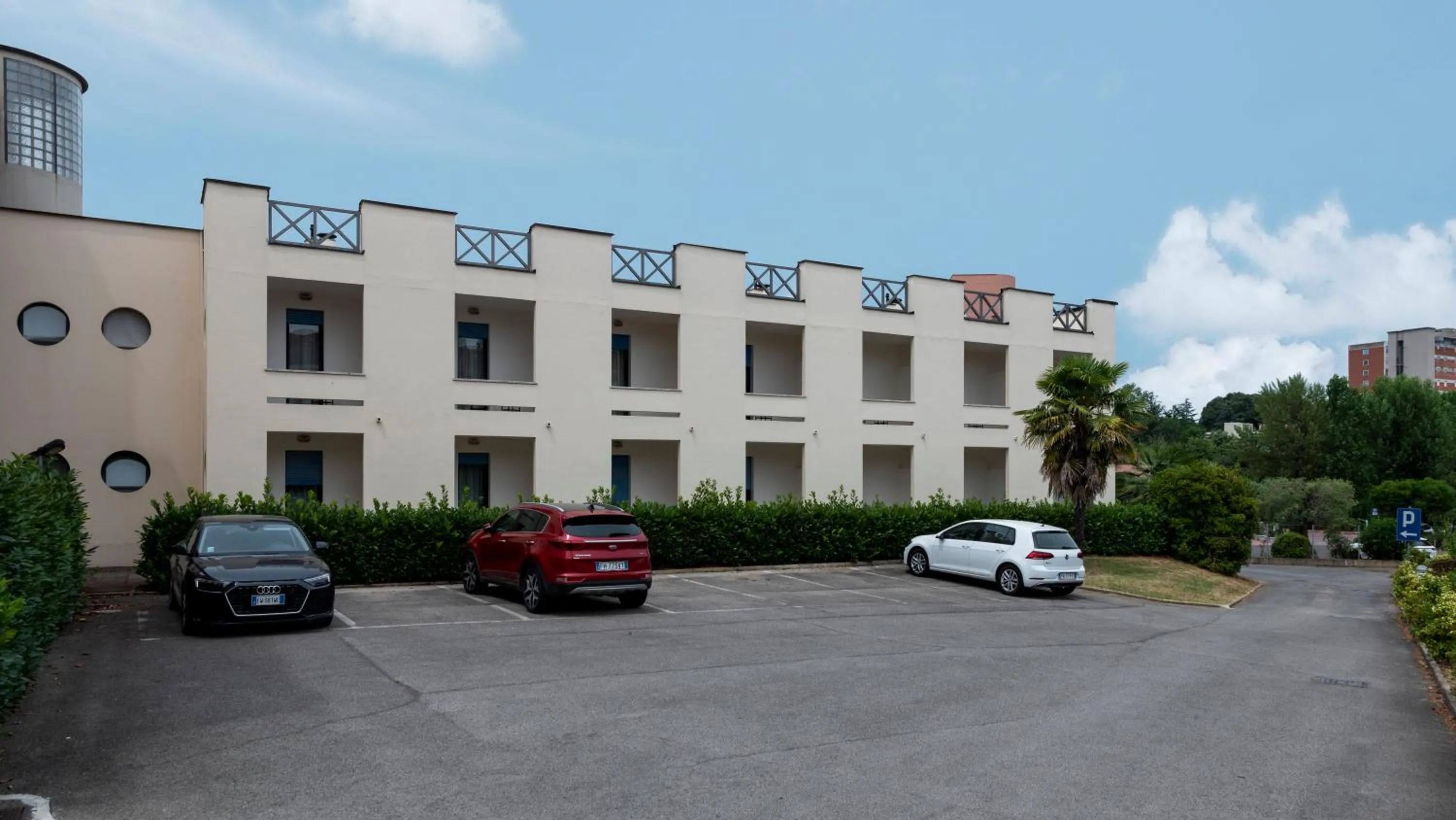 Property building in Hotel Executive