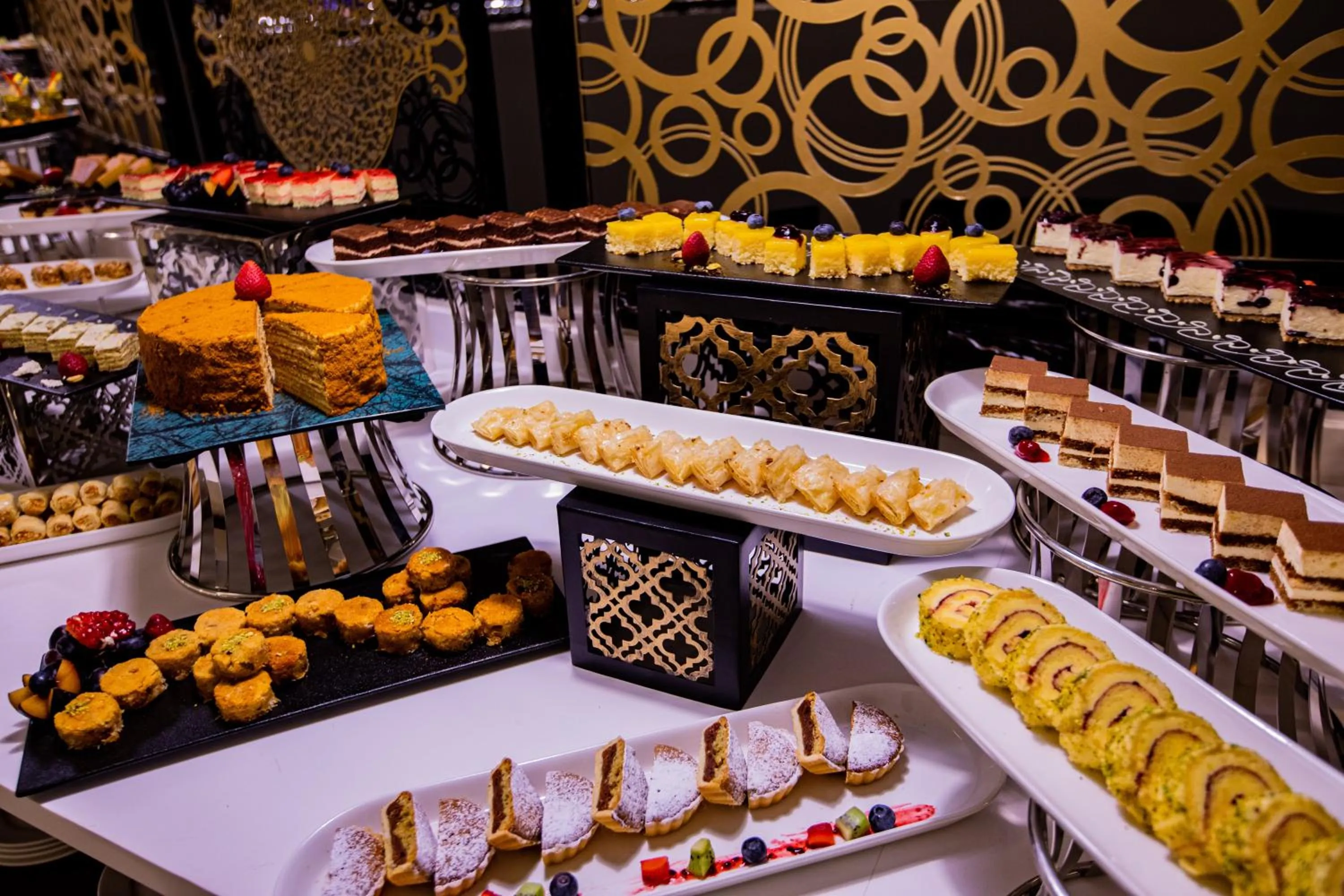 Restaurant/places to eat in Le Park Concord Hotel Najran