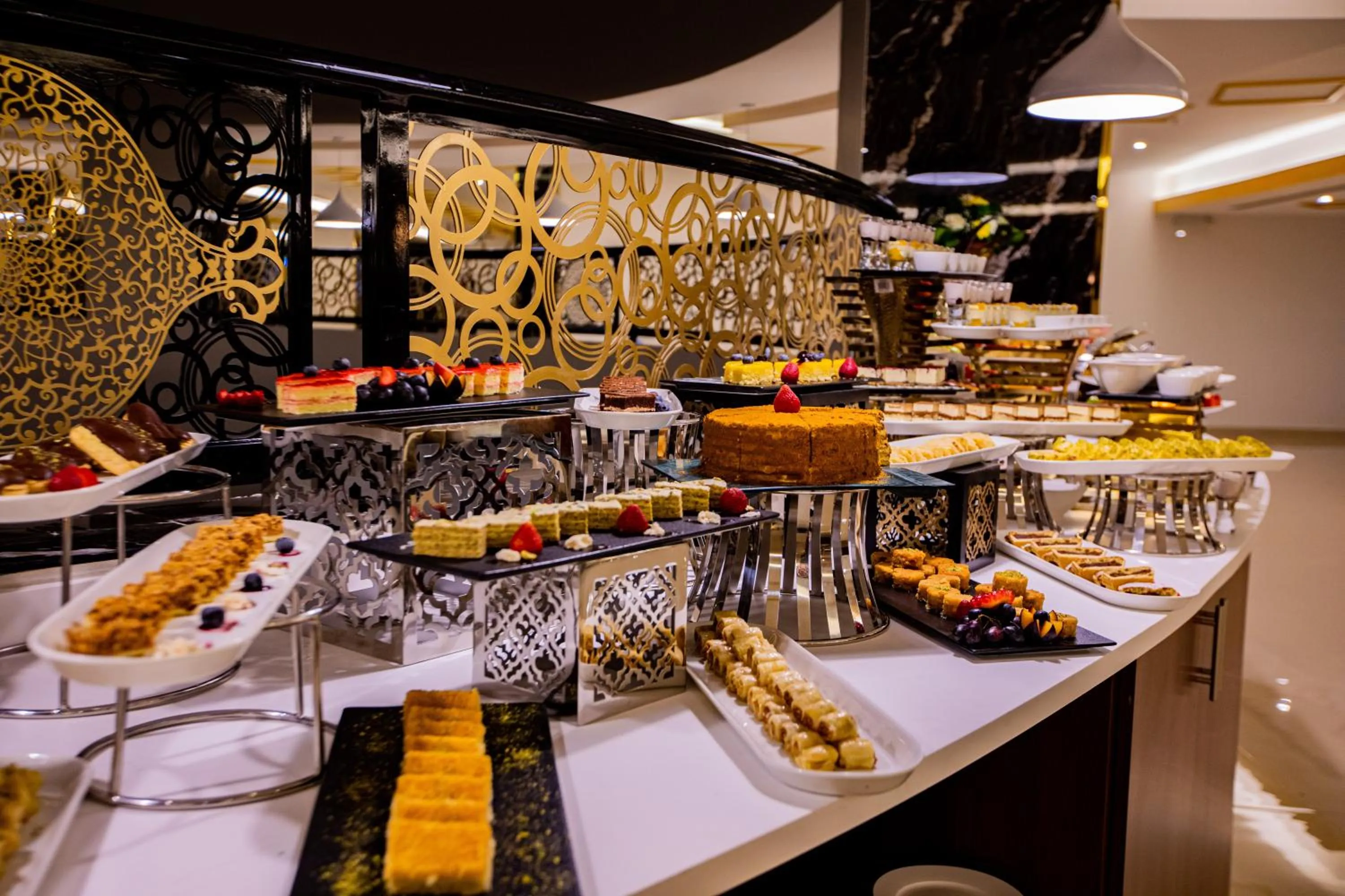 Restaurant/places to eat in Le Park Concord Hotel Najran