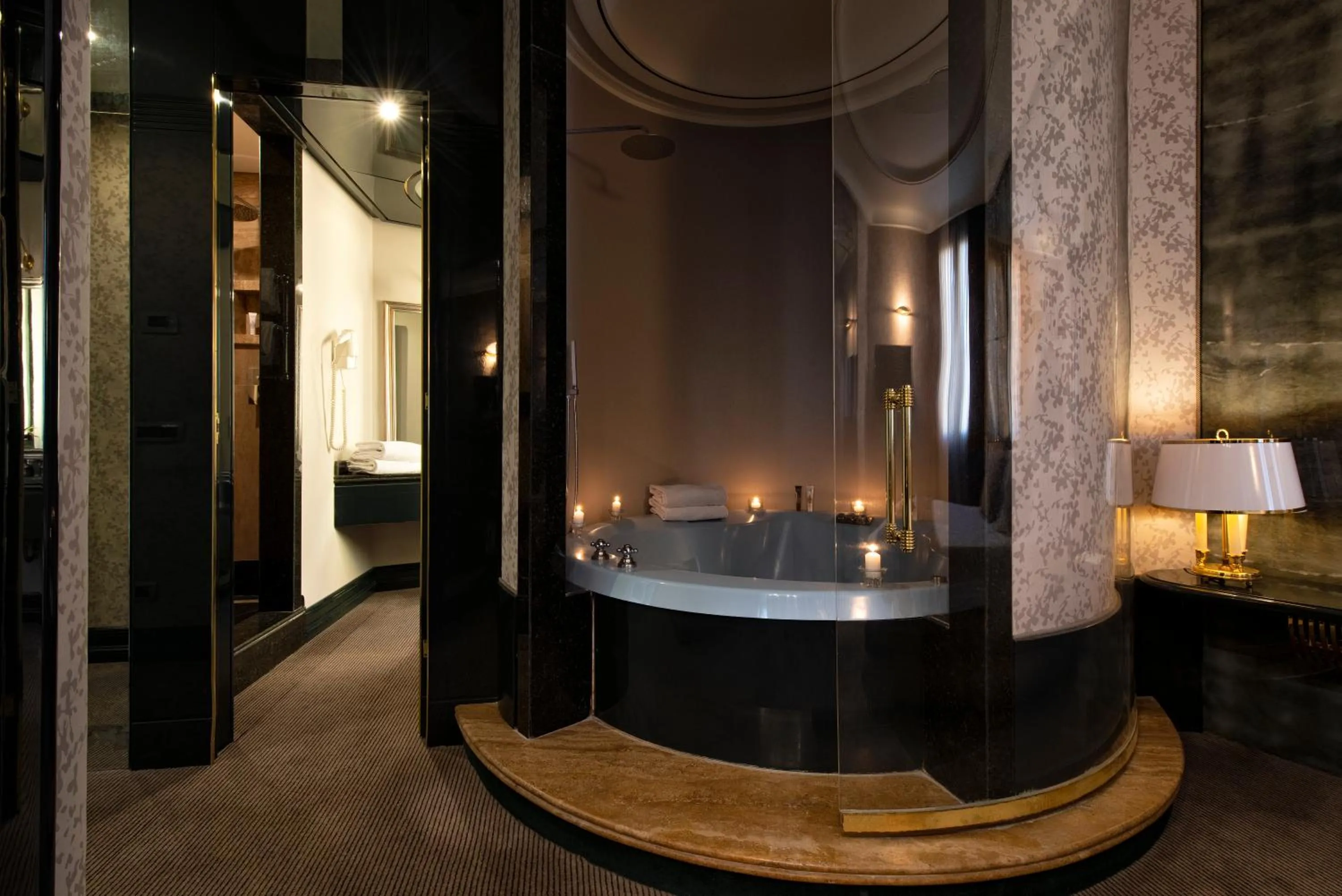 Bathroom in Atlante Star Hotel