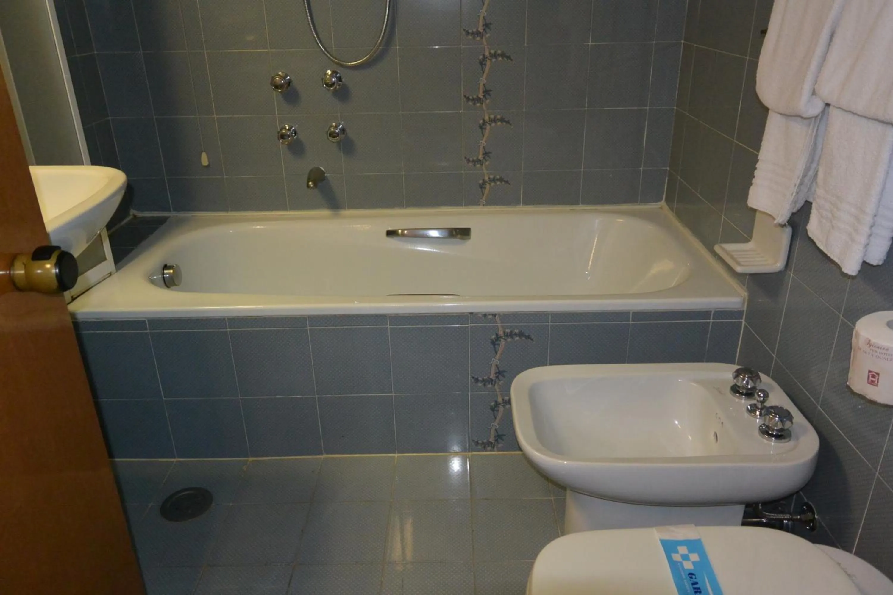 Bathroom in Hotel Lido