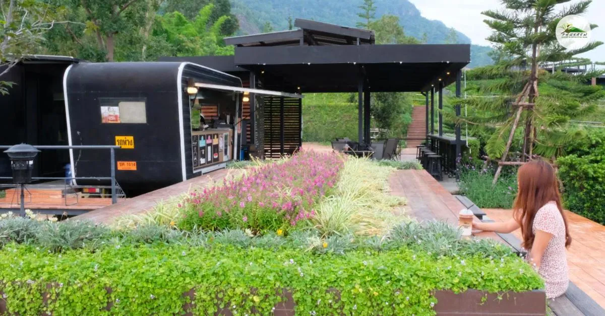 On-site shops in Phukaew Resort & Adventure Park