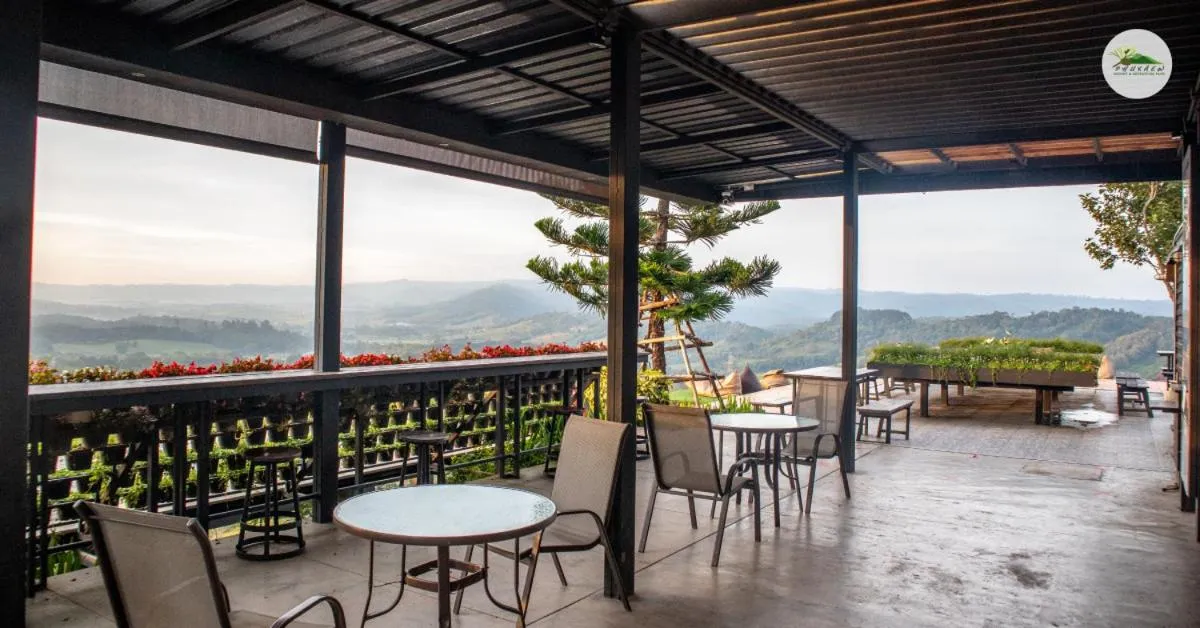 On-site shops in Phukaew Resort & Adventure Park