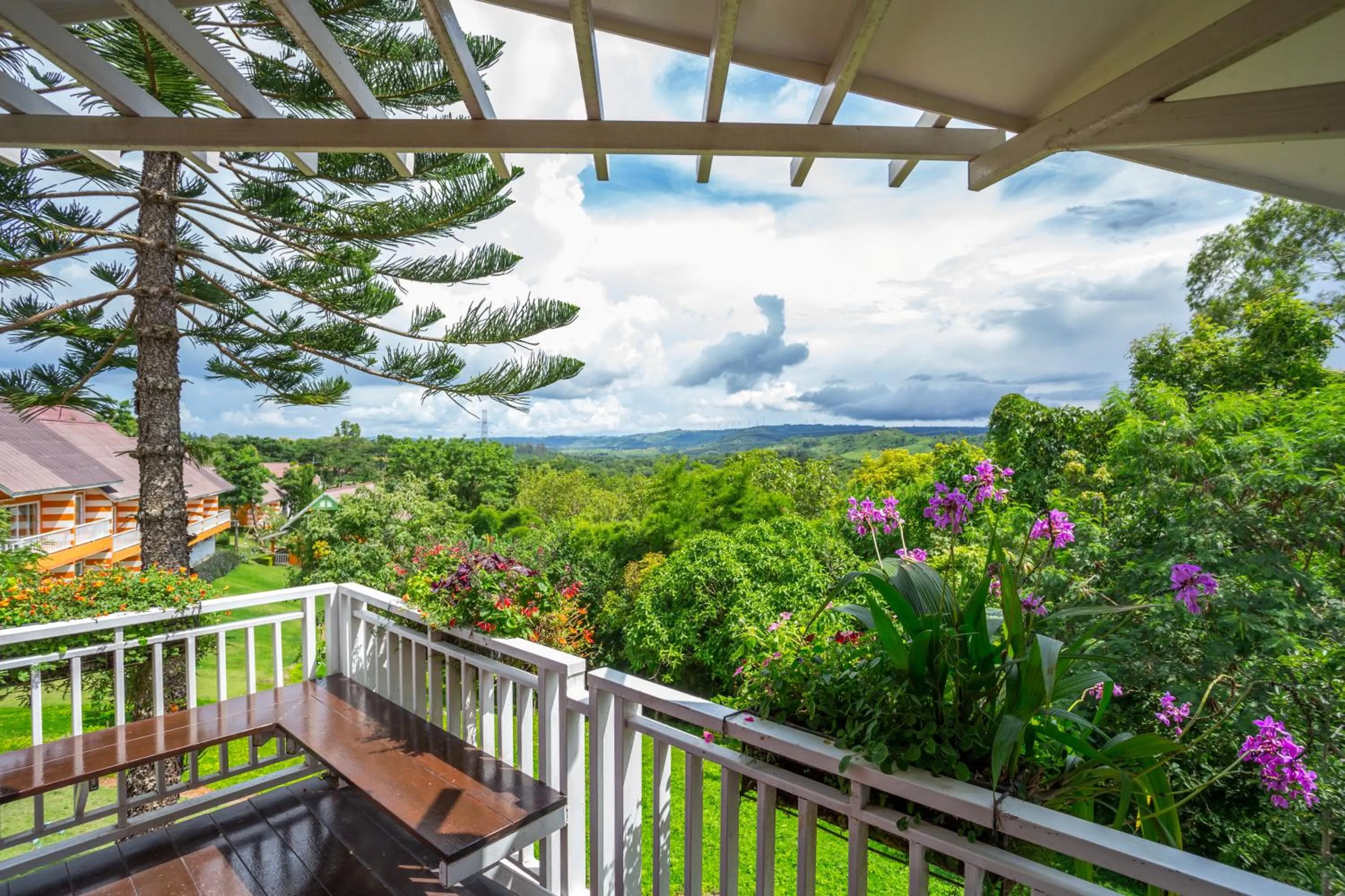 Phukaew Resort & Adventure Park