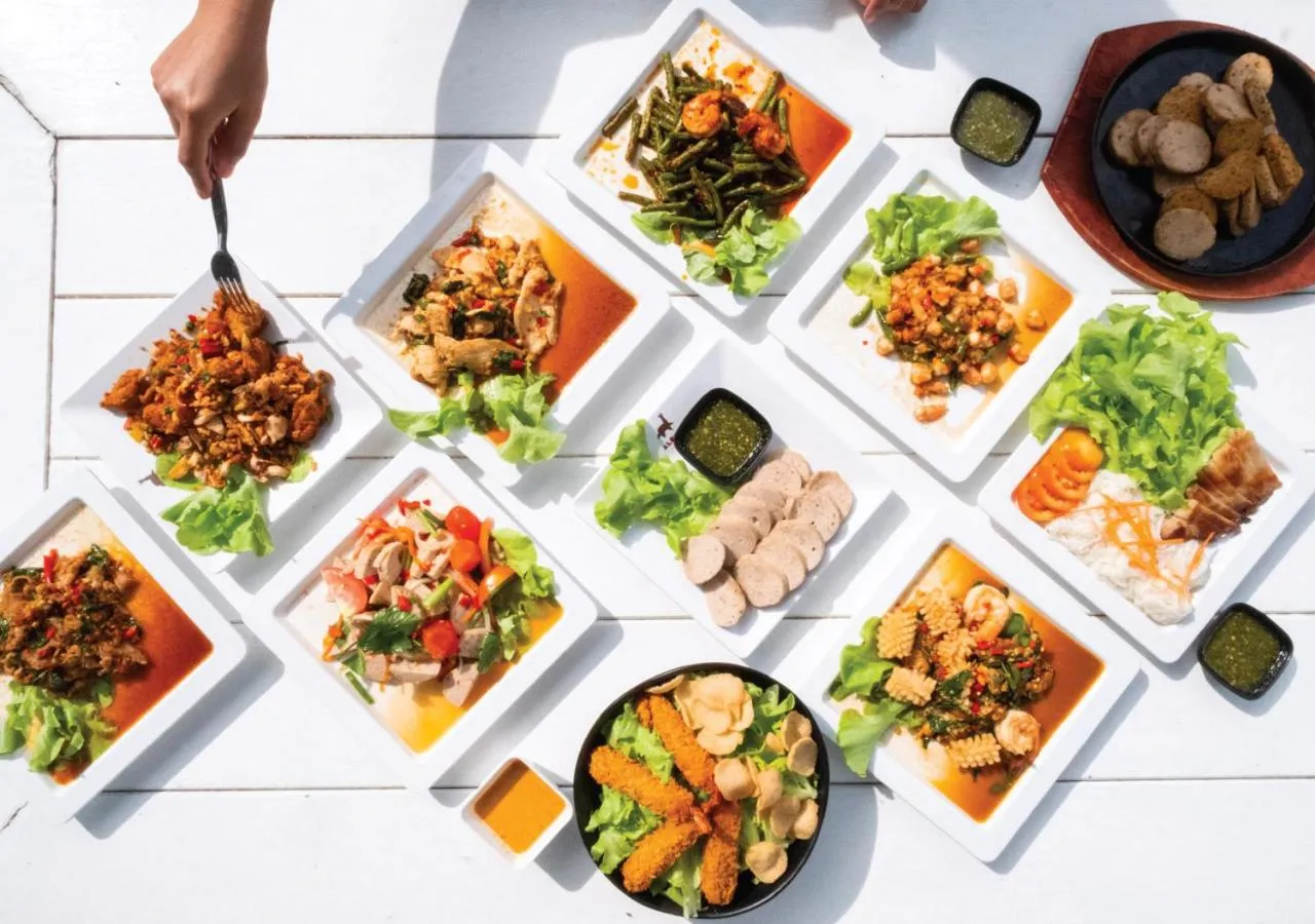 Food in Phukaew Resort & Adventure Park