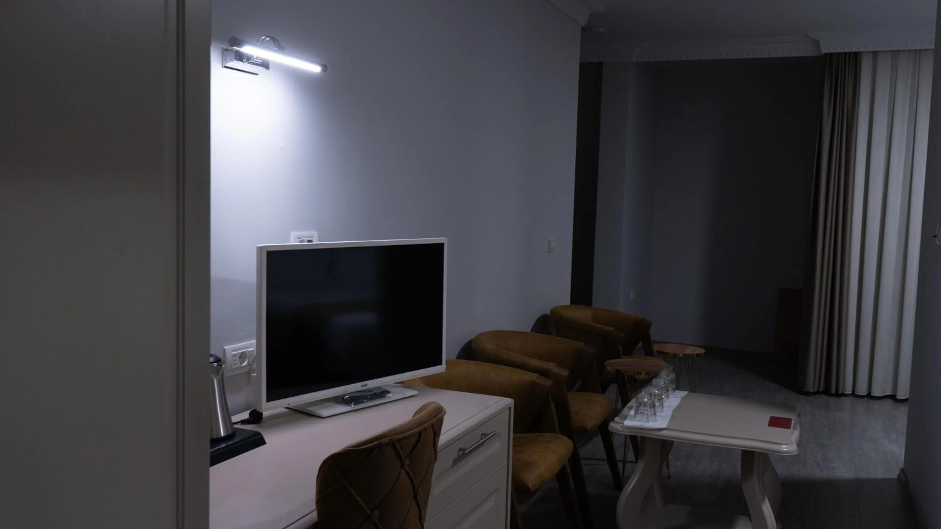 room service in Arabella Hotel