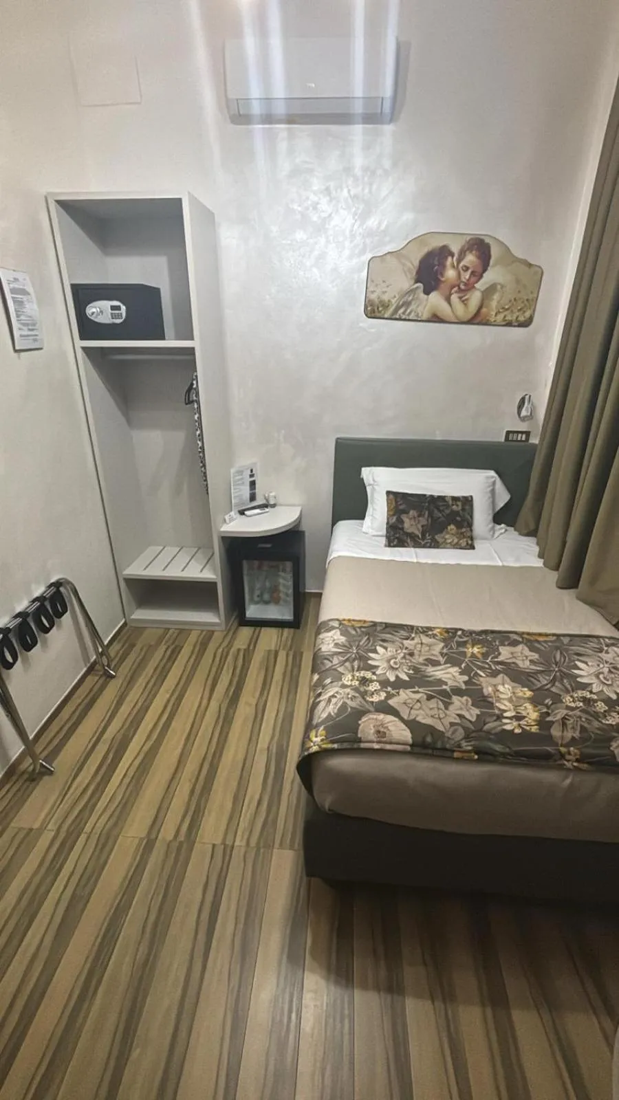 Bedroom, Bed in Hotel Ester