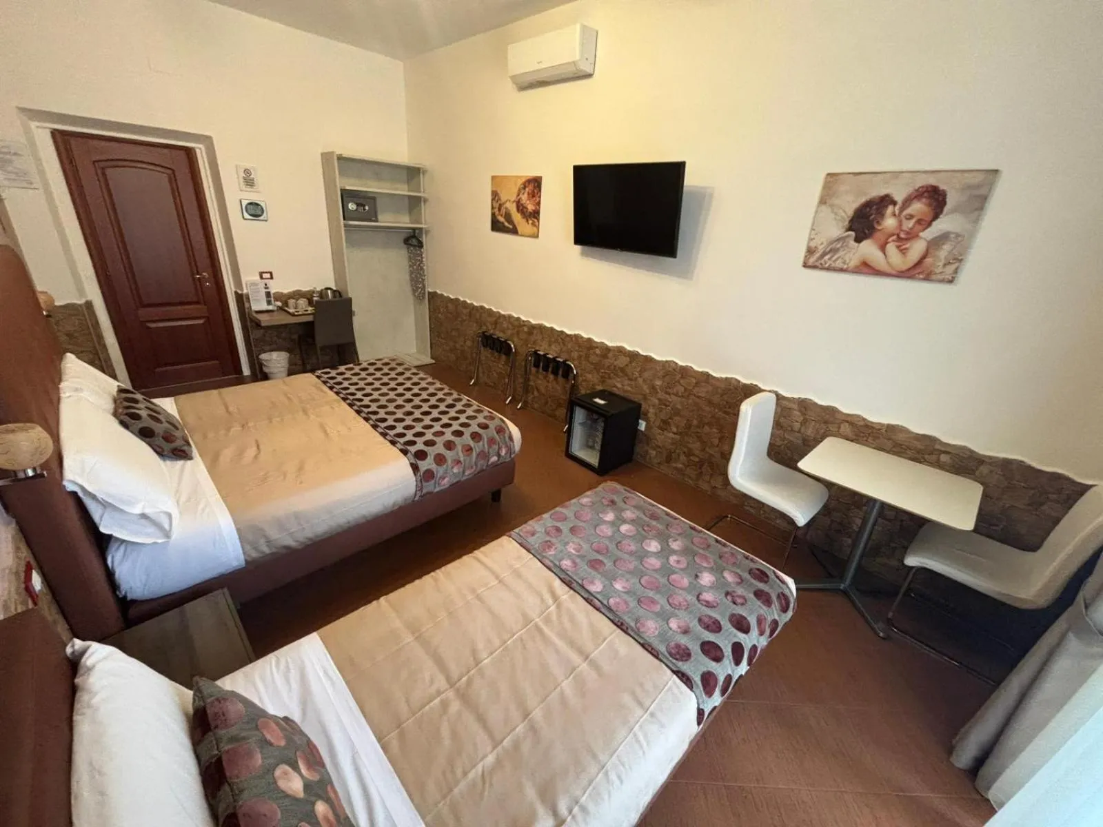 Bedroom, Bed in Hotel Ester