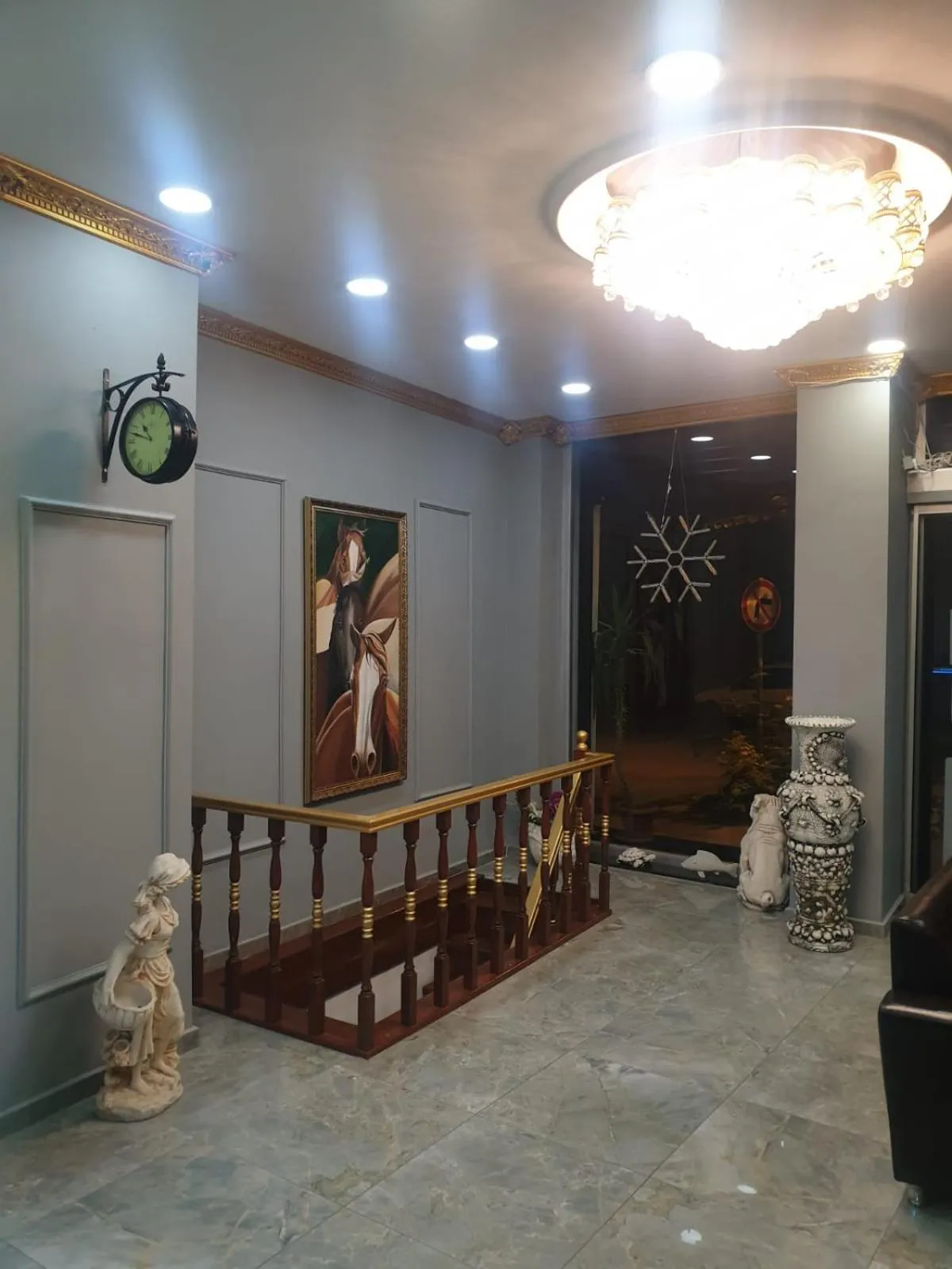 Lobby or reception in Stad Pansiyon AİLE