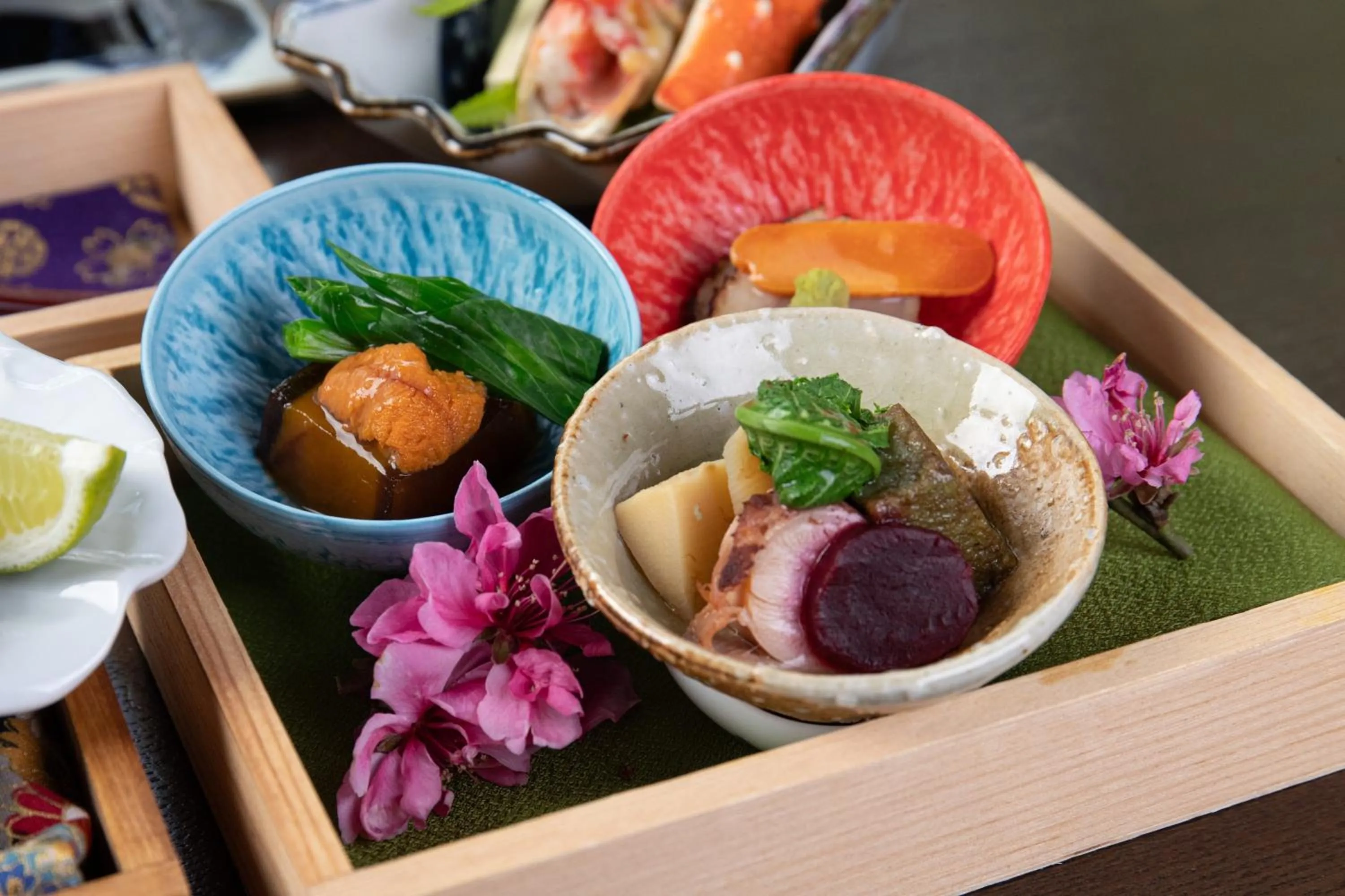 Yufuin Besso Shikisai Hotel