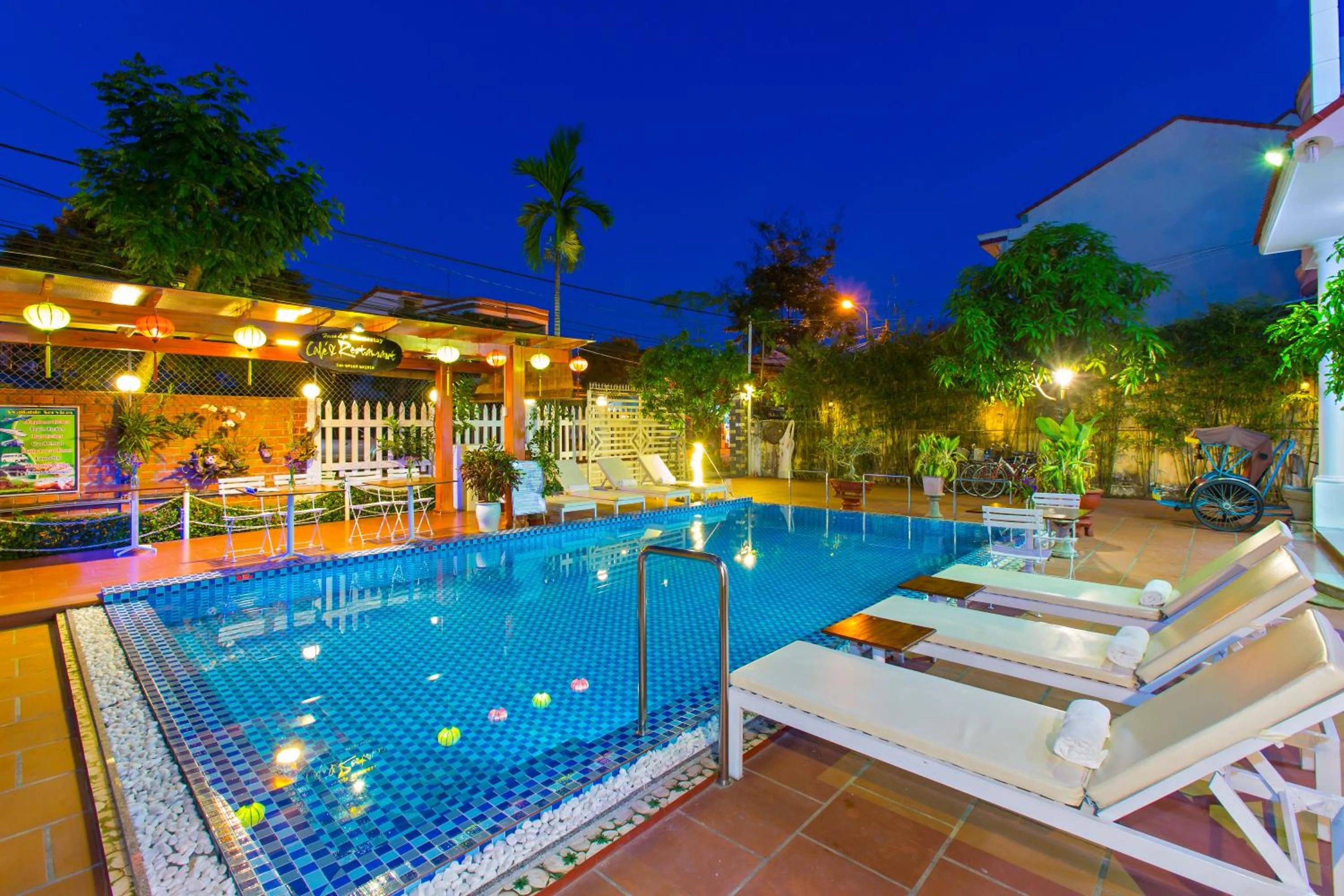 Swimming pool in Hoi An Life Villa