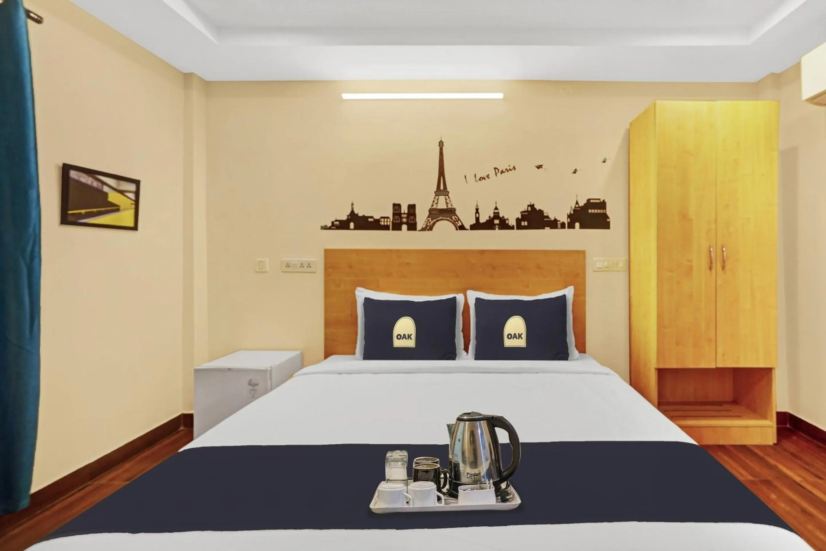 Bedroom, Bed in Capital O De Alphabet Kakinada