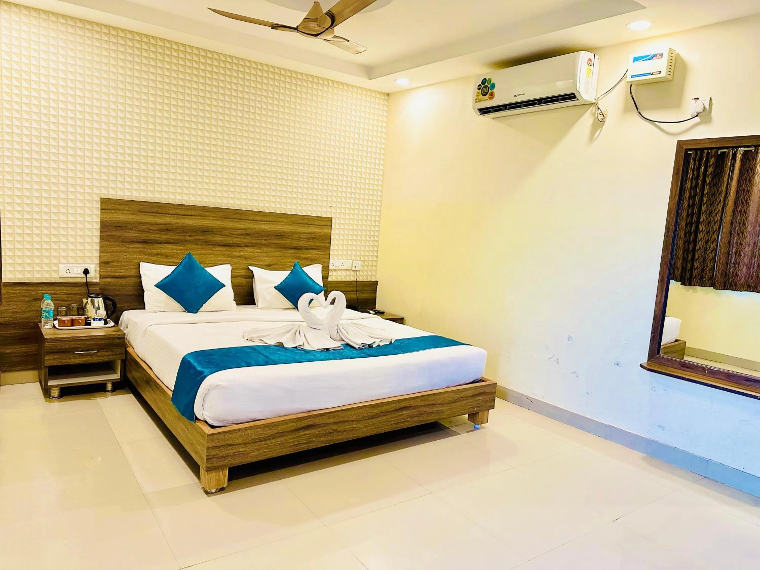Bed in The Landmark Banjara Hills - Hyderabad