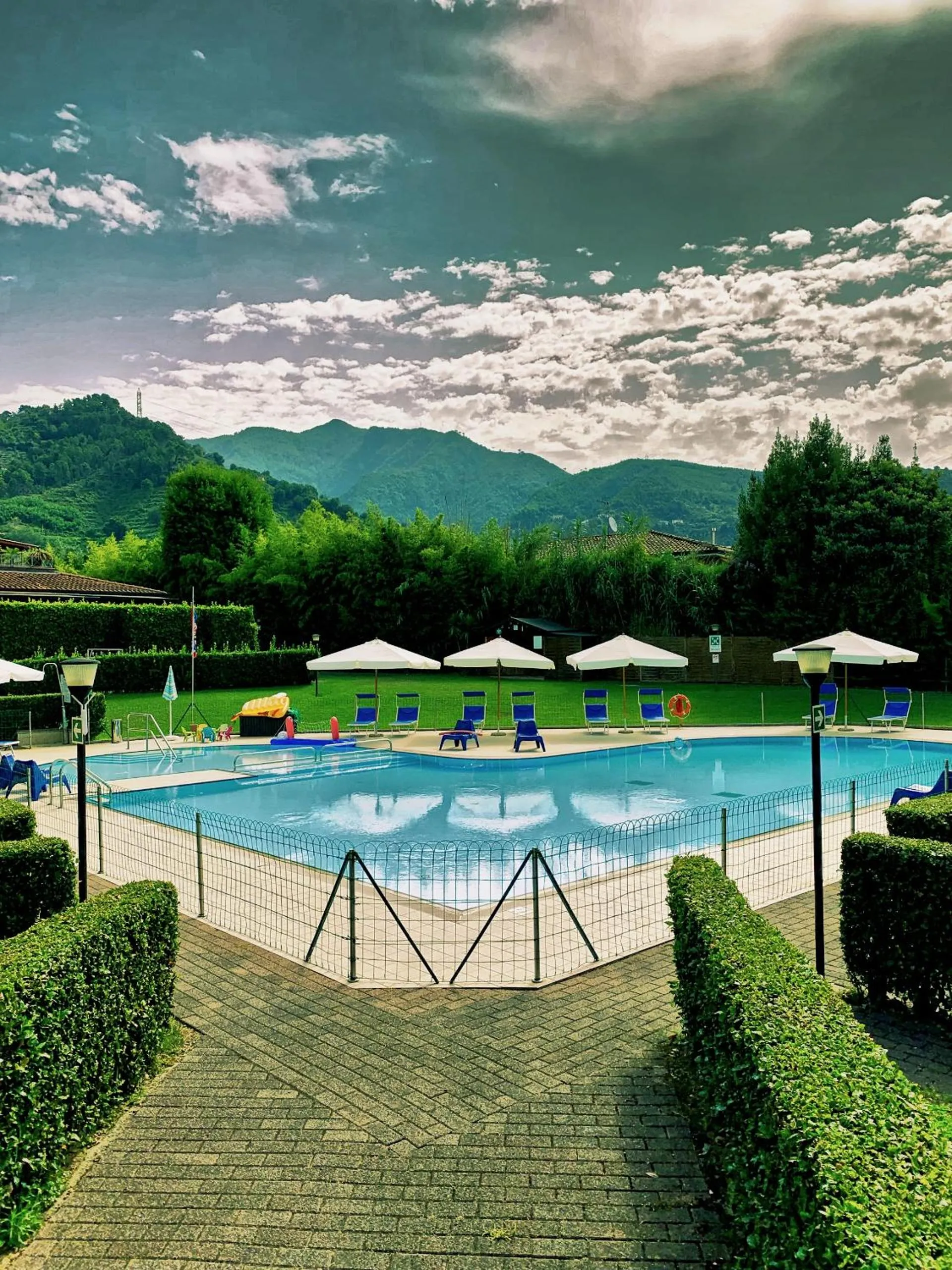 Pool view in Aurelia Rta Detta il Cascinale