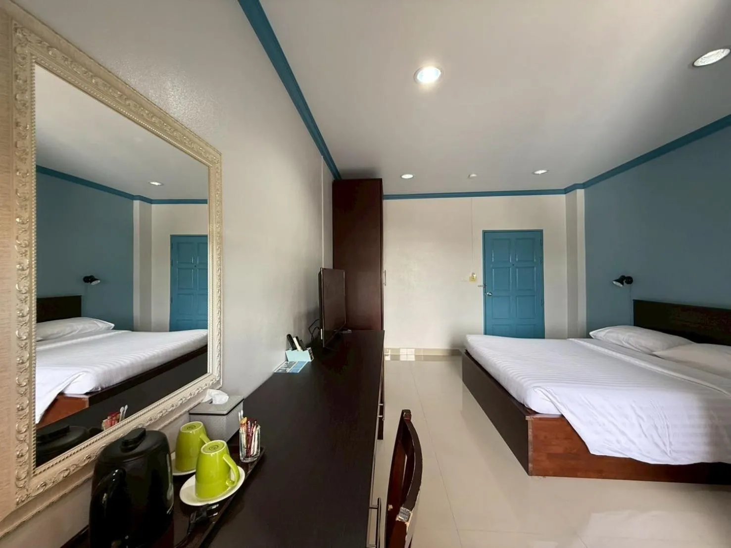 Bedroom, Bed in Garden Hill Hotel