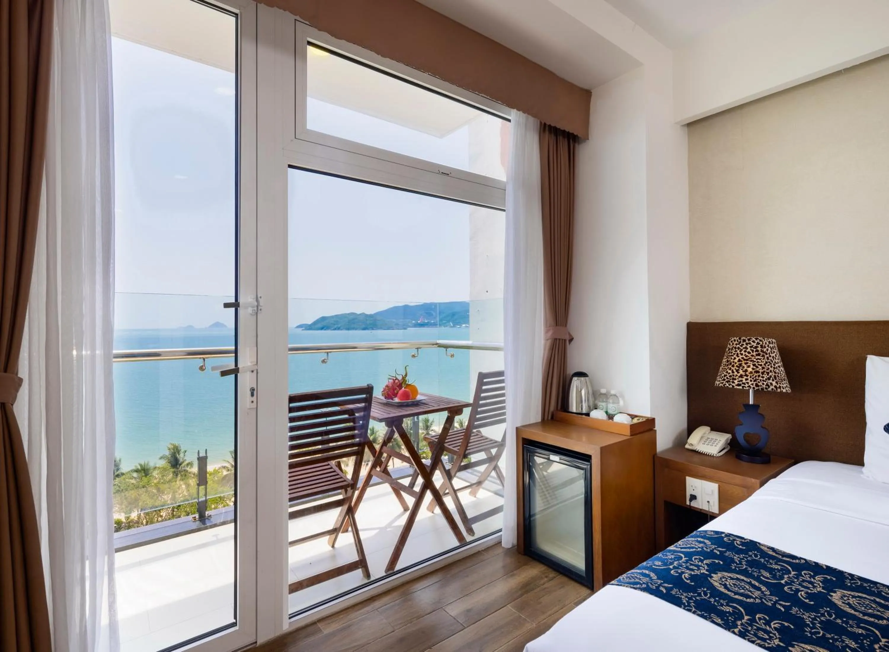 Balcony/Terrace, Bed in Saphia Hotel Nha Trang