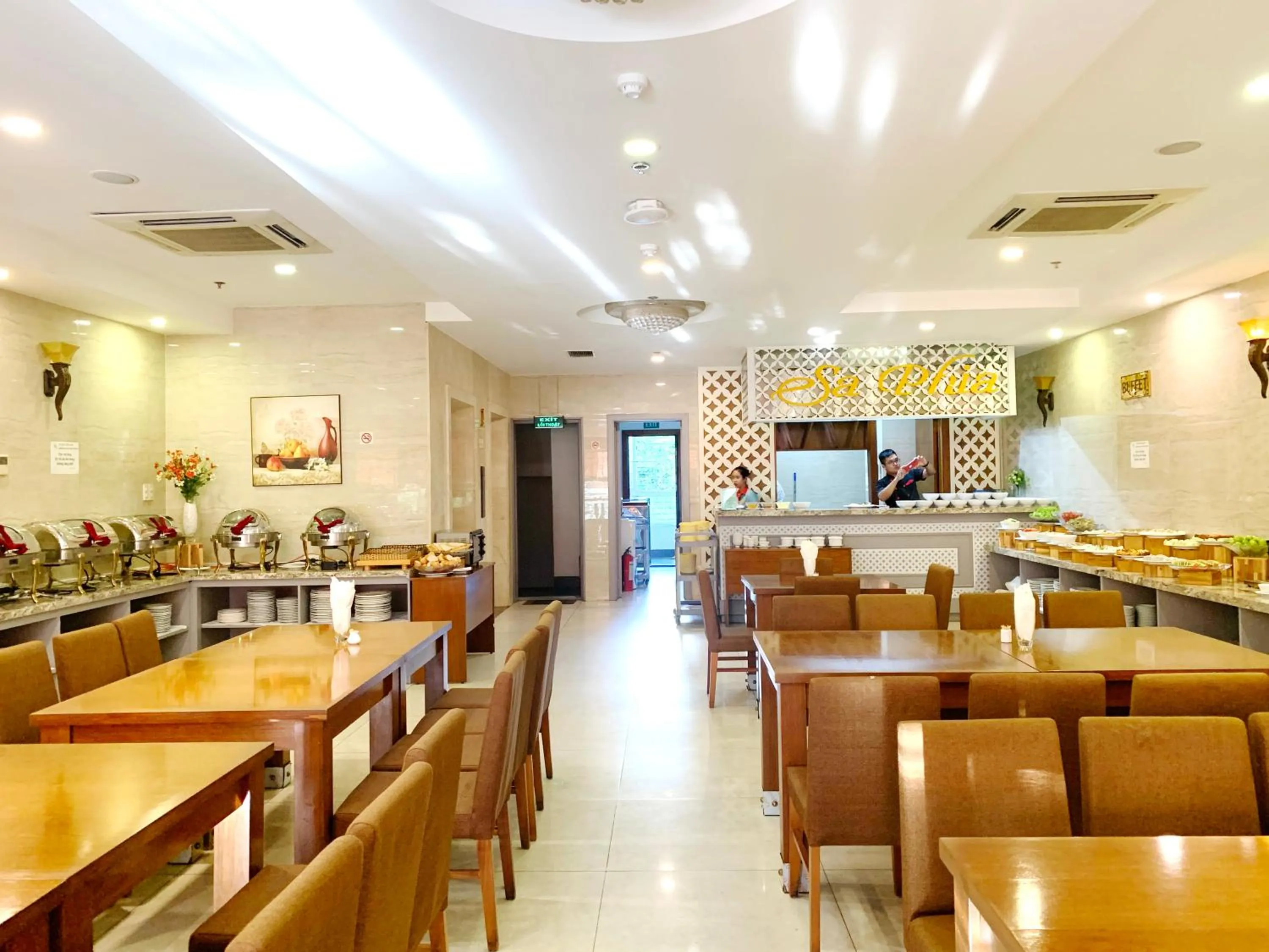 Restaurant/places to eat in Saphia Hotel Nha Trang