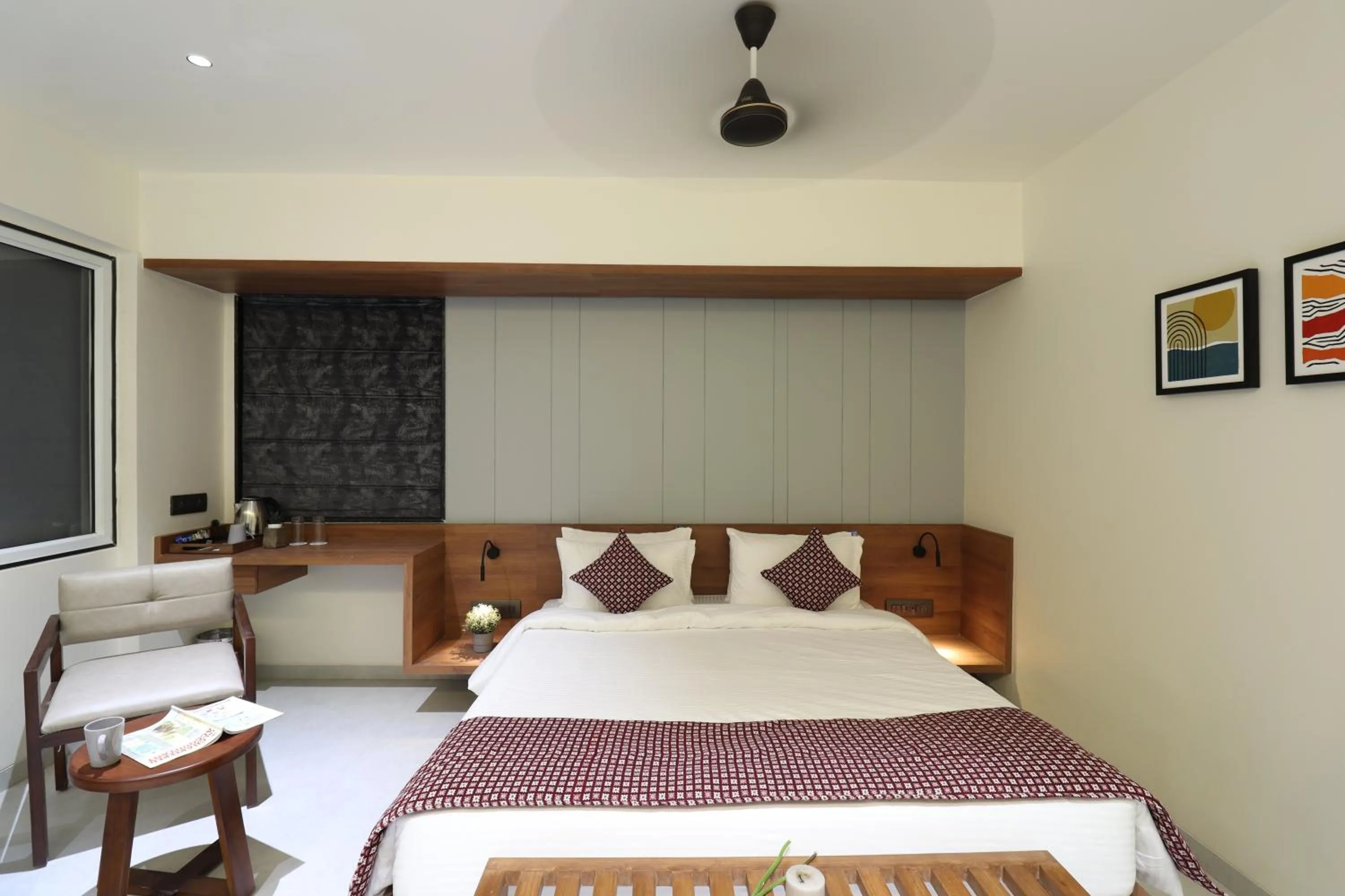 Bedroom, Bed in Hotel Chitra Executive