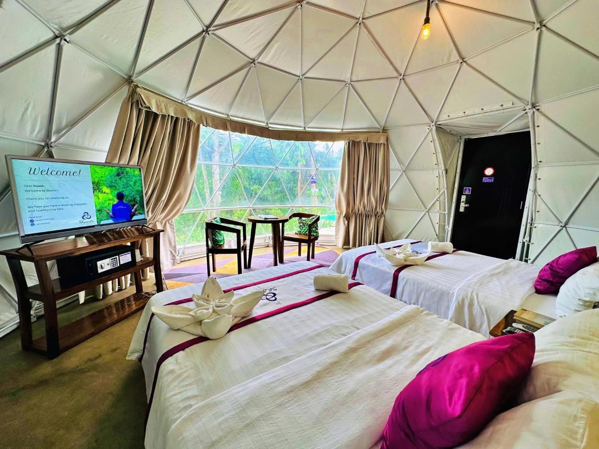 Bed in Shanti Wellness Sanctuary