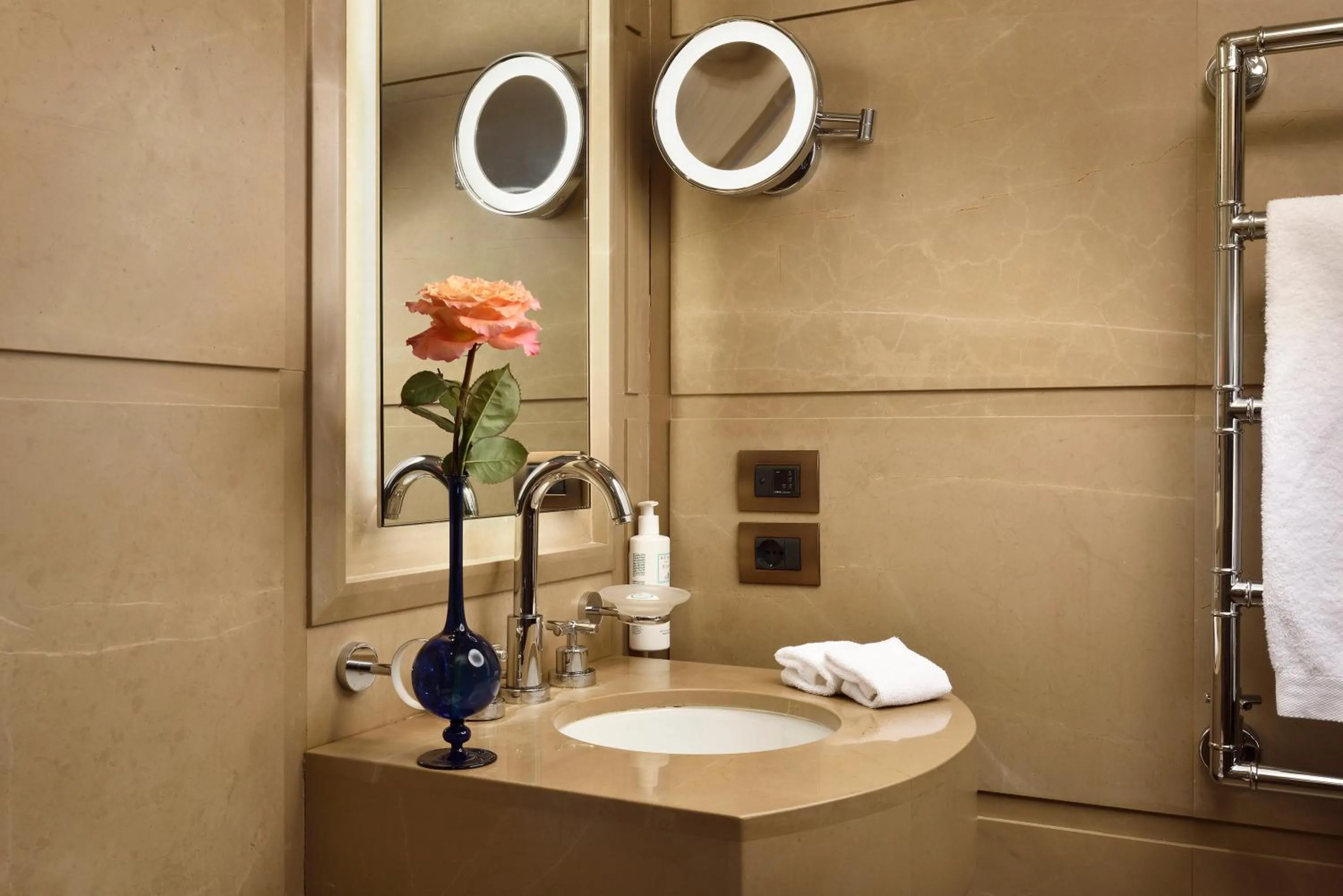 Bathroom in Hotel Balestri - WTB Hotels