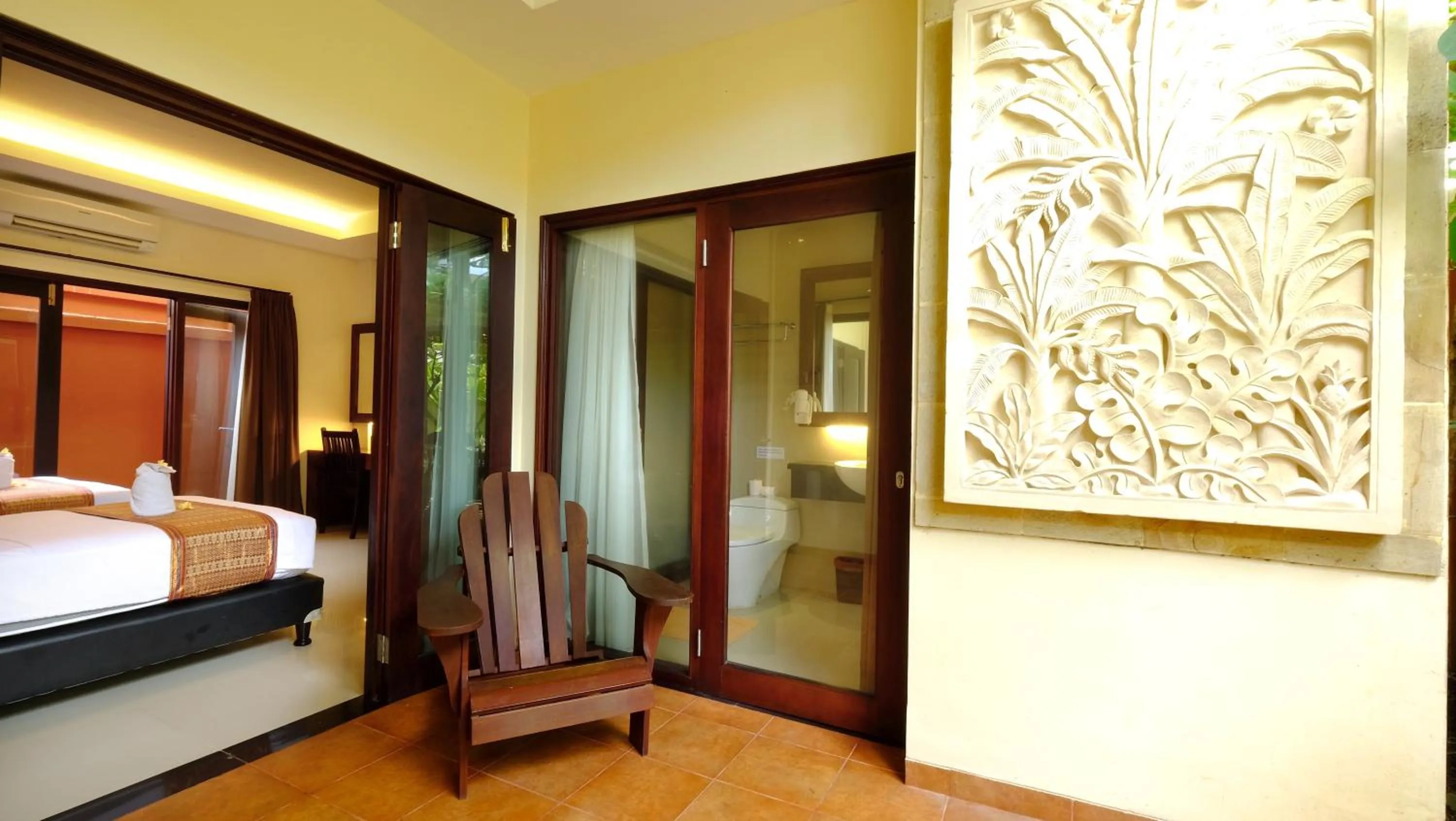 Balcony/Terrace, Bed in Sari Villa Sanur Beach